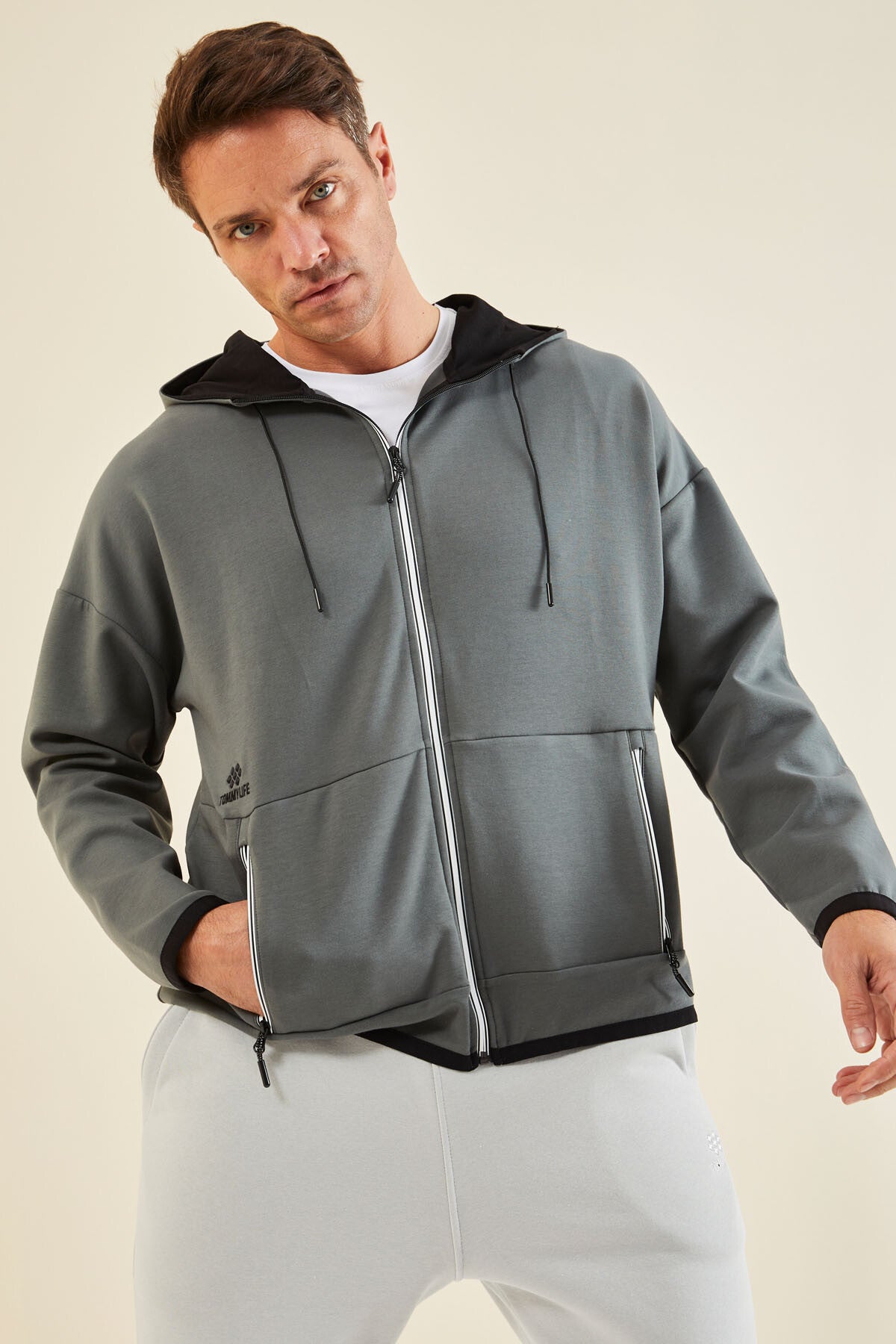 Haki Kapüşonlu  Gizli Cep Detaylı Erkek Sweatshirt - 88288
