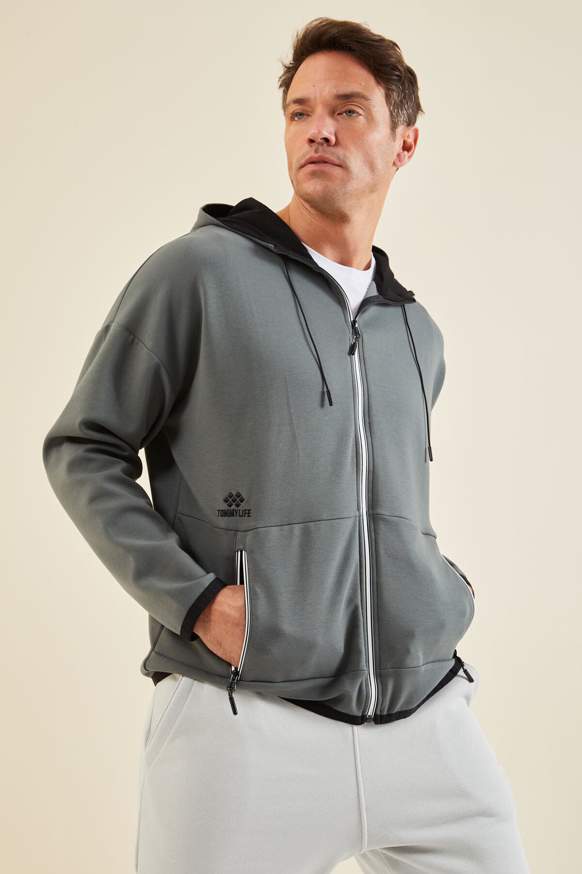 Haki Kapüşonlu  Gizli Cep Detaylı Erkek Sweatshirt - 88288