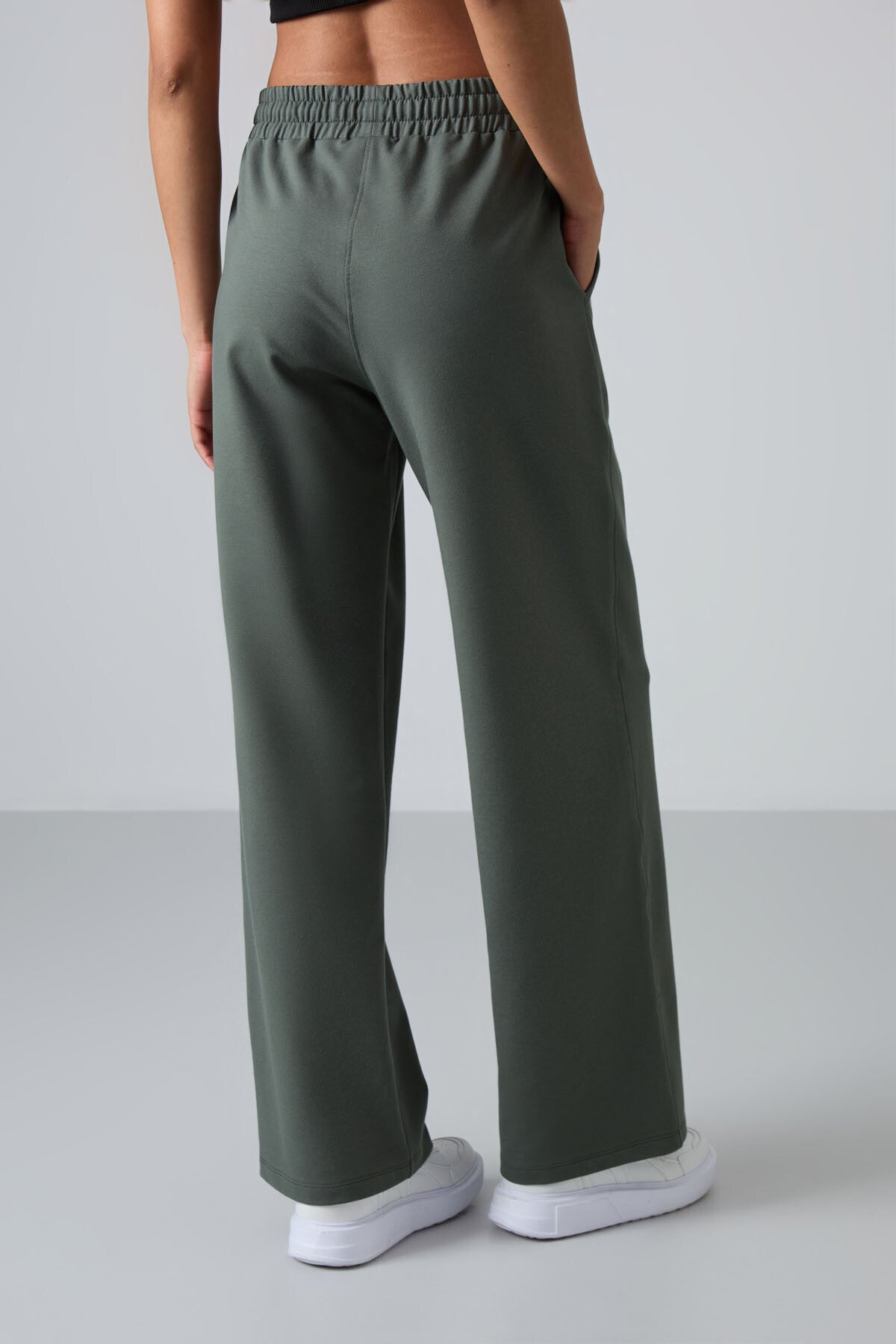 Haki Yüksek Bel Cepli Rahat Form Geniş Paça Kadın Eşofman Alt - 94567