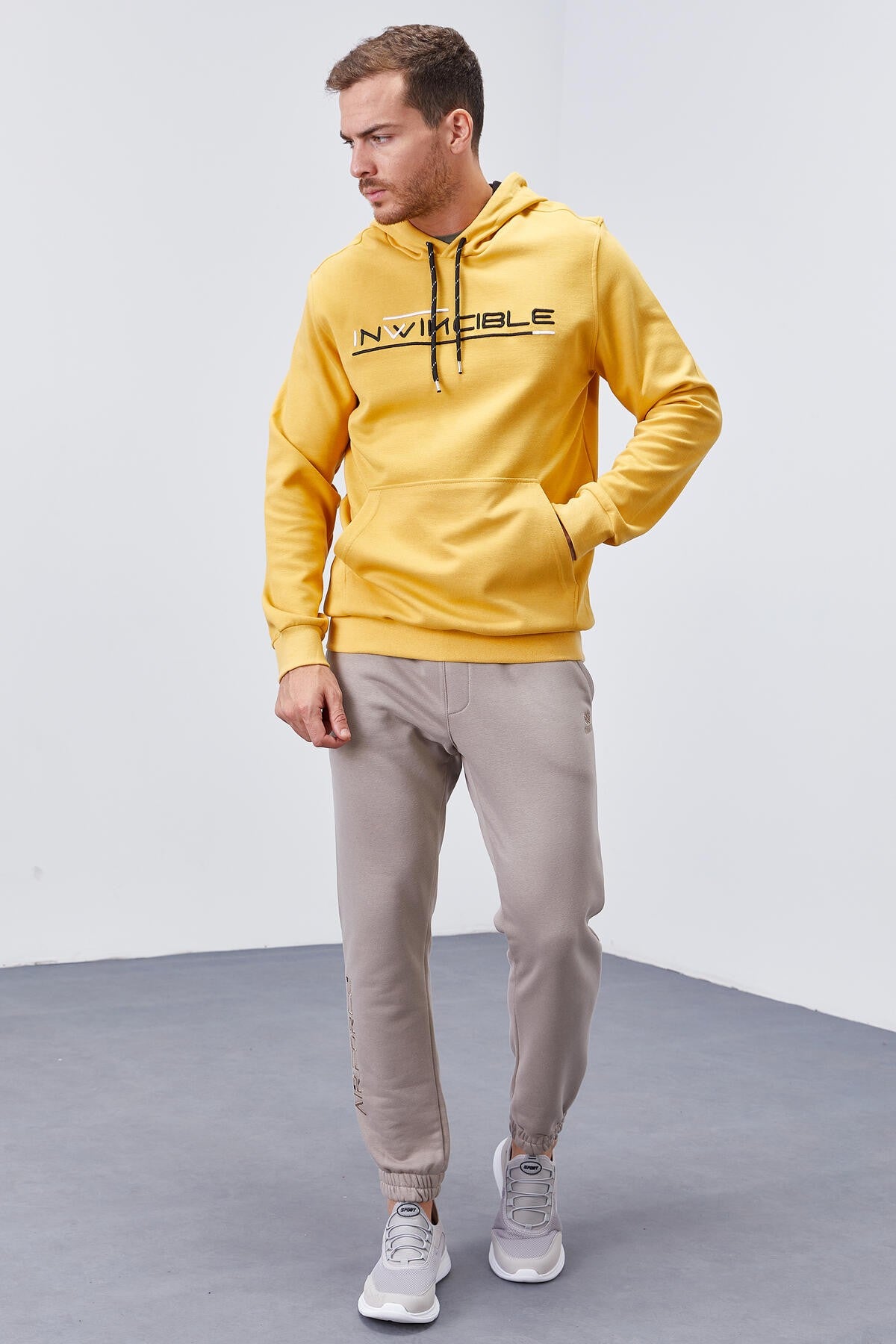 Hardal Kanguru Cep Standart Kalıp Kapüşonlu Erkek Sweatshirt - 87883