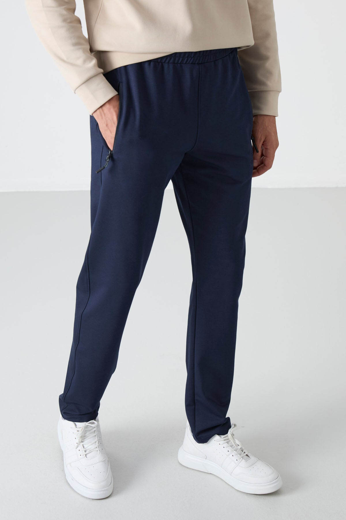 İndigo Fermuarlı Üç Cepli Dar Kalıp Klasik Paça Erkek Eşofman Alt - 84671