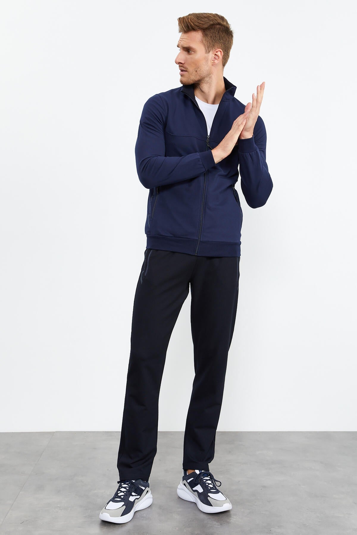 İndigo - Lacivert Dik Yaka Fermuarlı Standart Kalıp Klasik Paça Erkek Eşofman Takımı - 85152