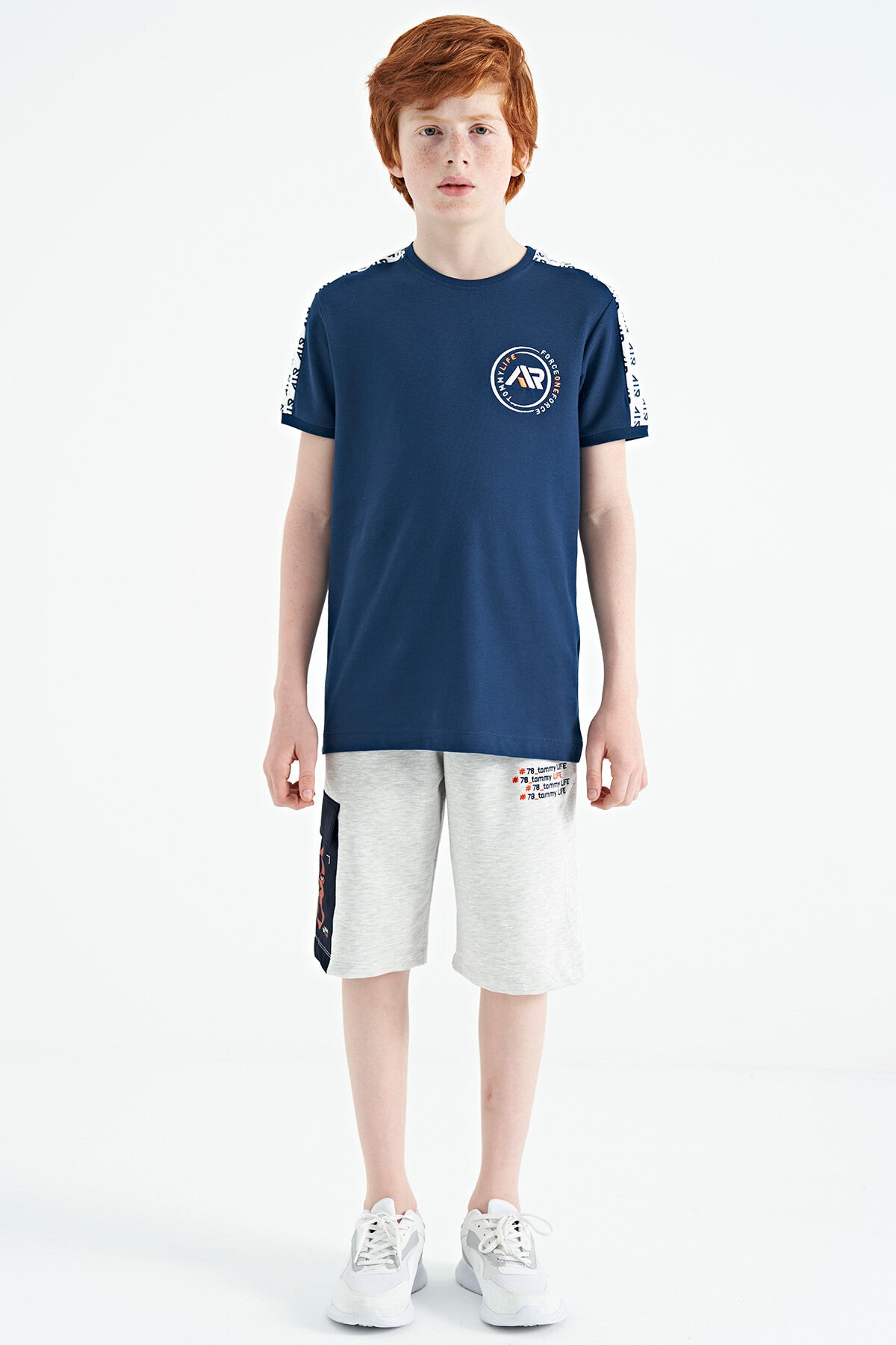 İndigo Omuz Baskı Detaylı Standart Kalıp O Yaka Erkek Çocuk T-Shirt - 11121