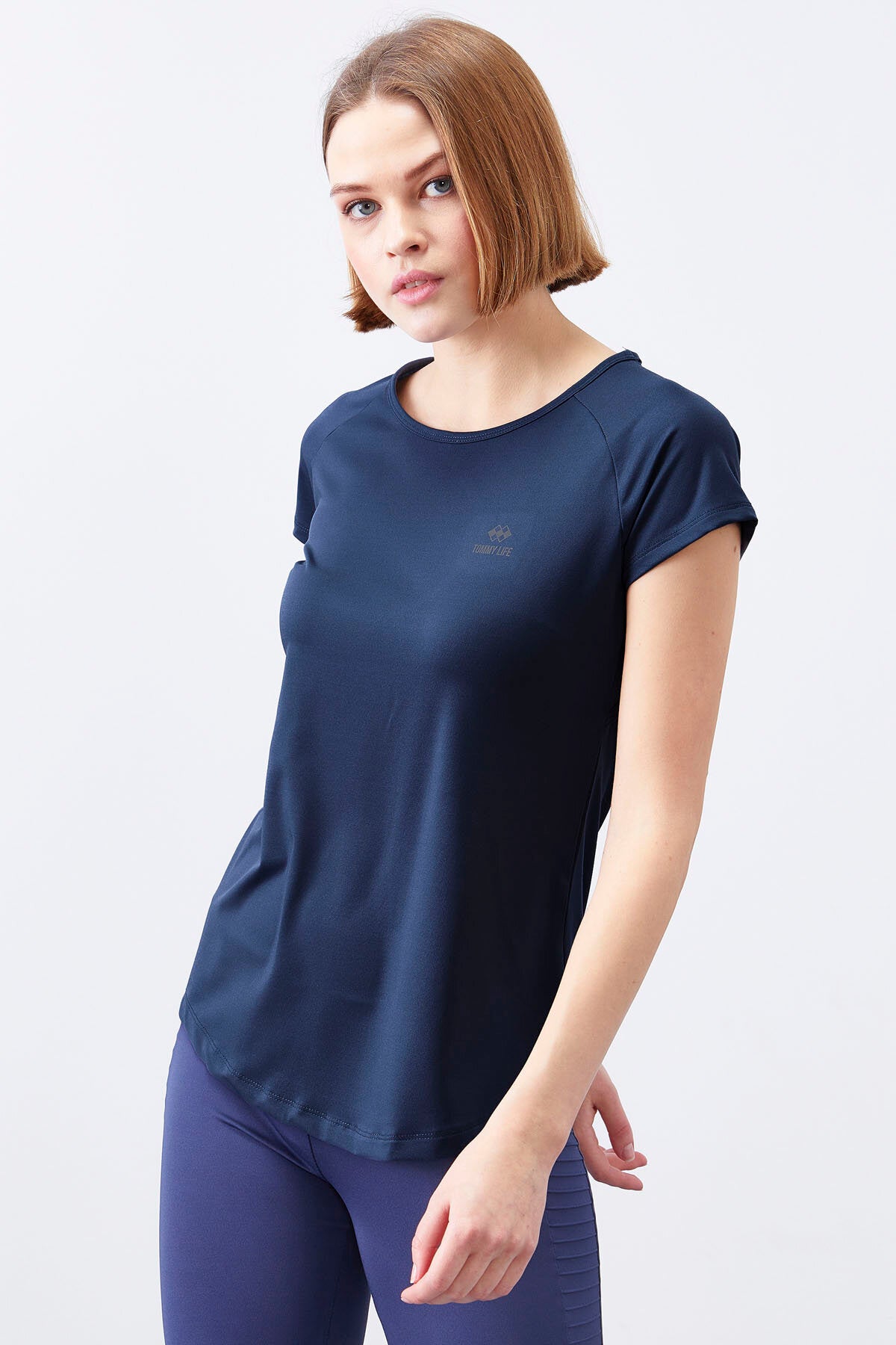 İndigo Sırt Pencereli Kısa Kol Standart Kalıp O Yaka Kadın T-Shirt - 97101