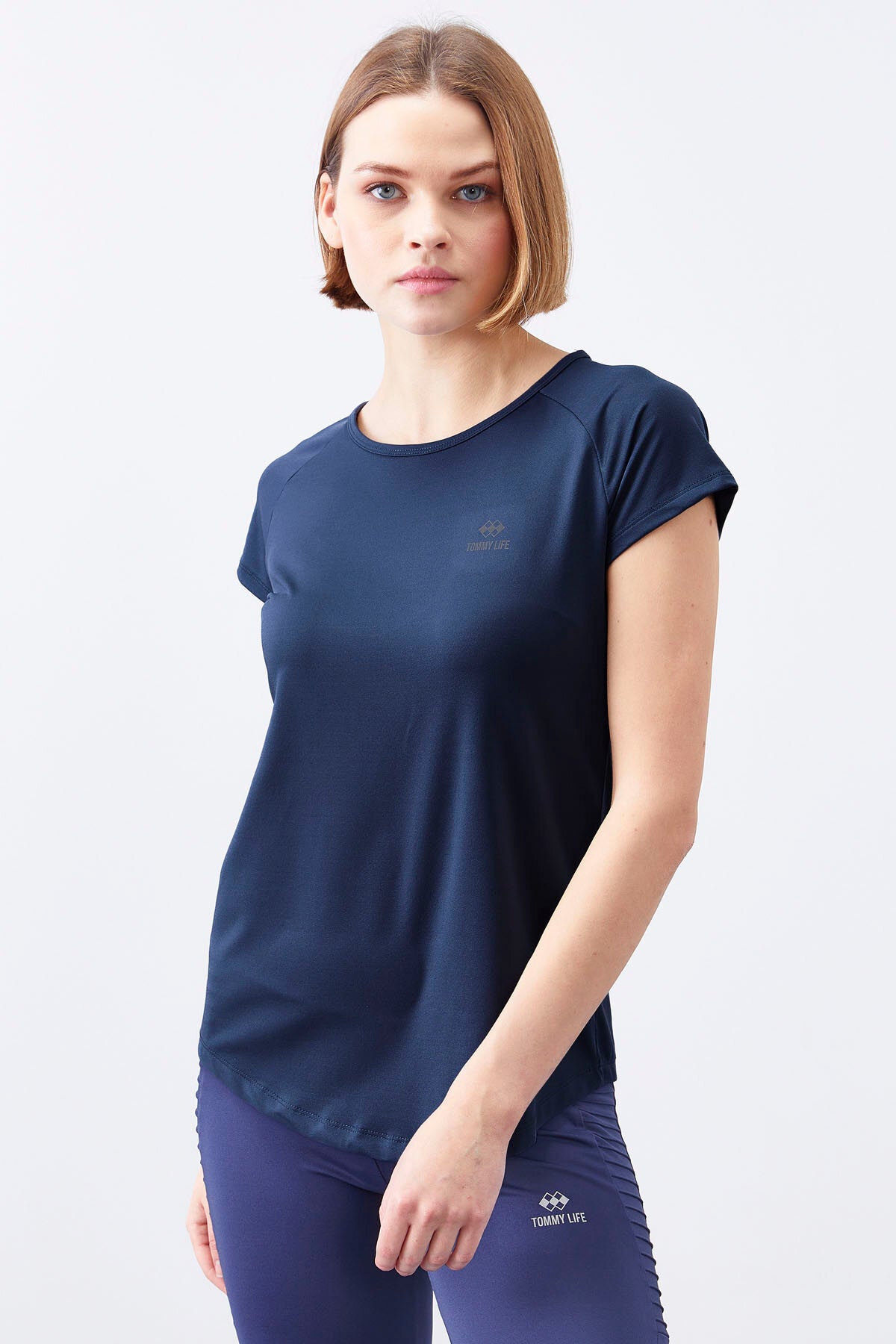 İndigo Sırt Pencereli Kısa Kol Standart Kalıp O Yaka Kadın T-Shirt - 97101