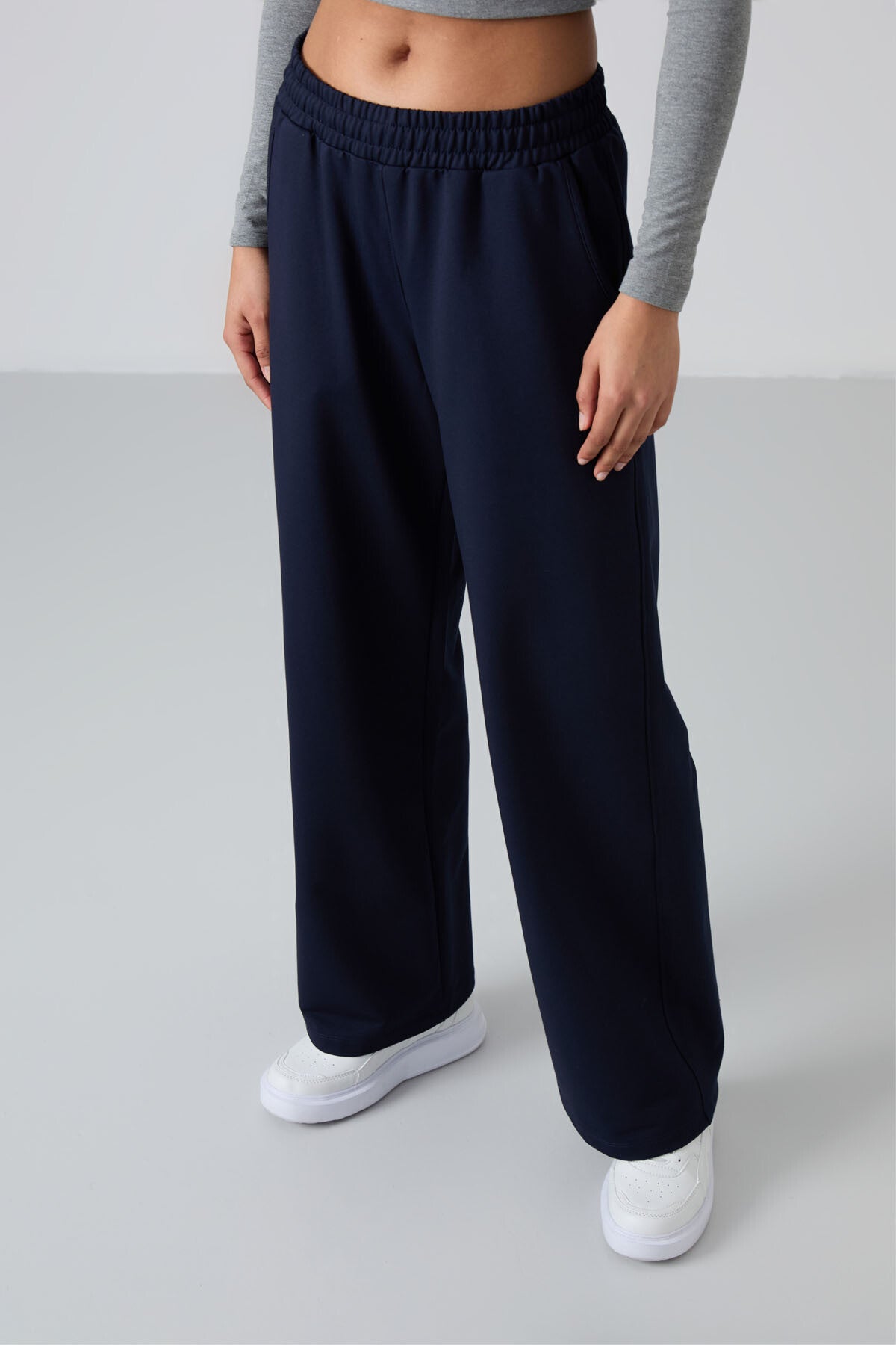 İndigo Yüksek Bel Cepli Rahat Form Geniş Paça Kadın Eşofman Alt - 94567