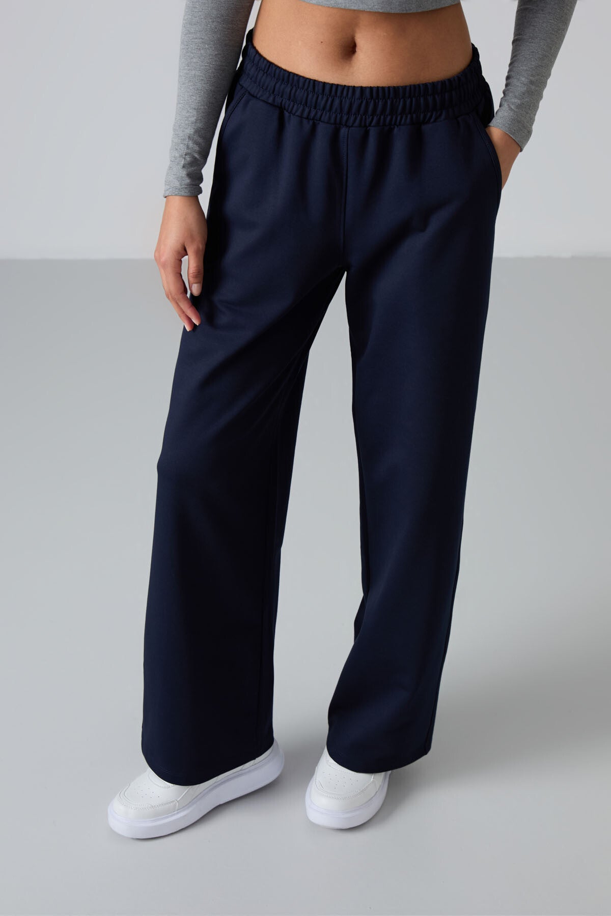 İndigo Yüksek Bel Cepli Rahat Form Geniş Paça Kadın Eşofman Alt - 94567