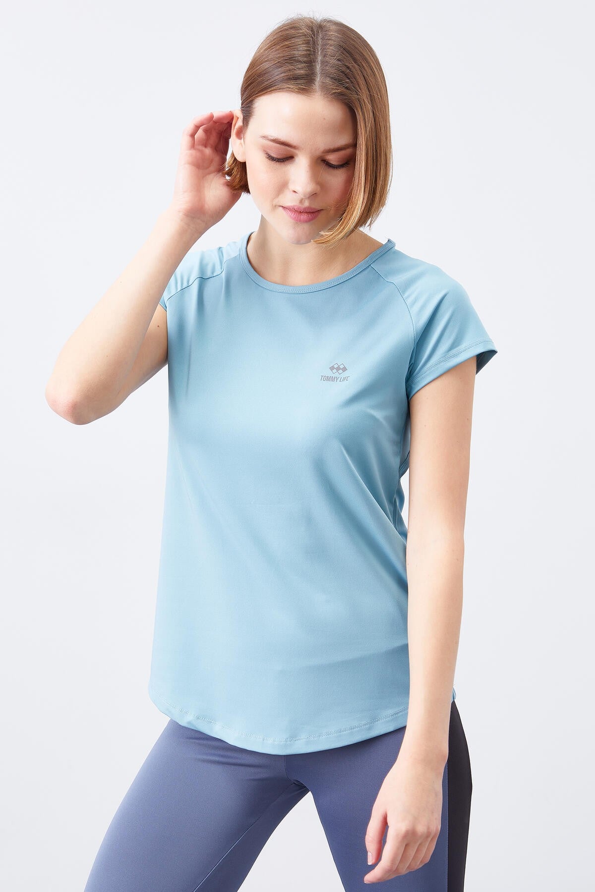Kirli Mavi Sırt Pencereli Kısa Kol Standart Kalıp O Yaka Kadın T-Shirt - 97101