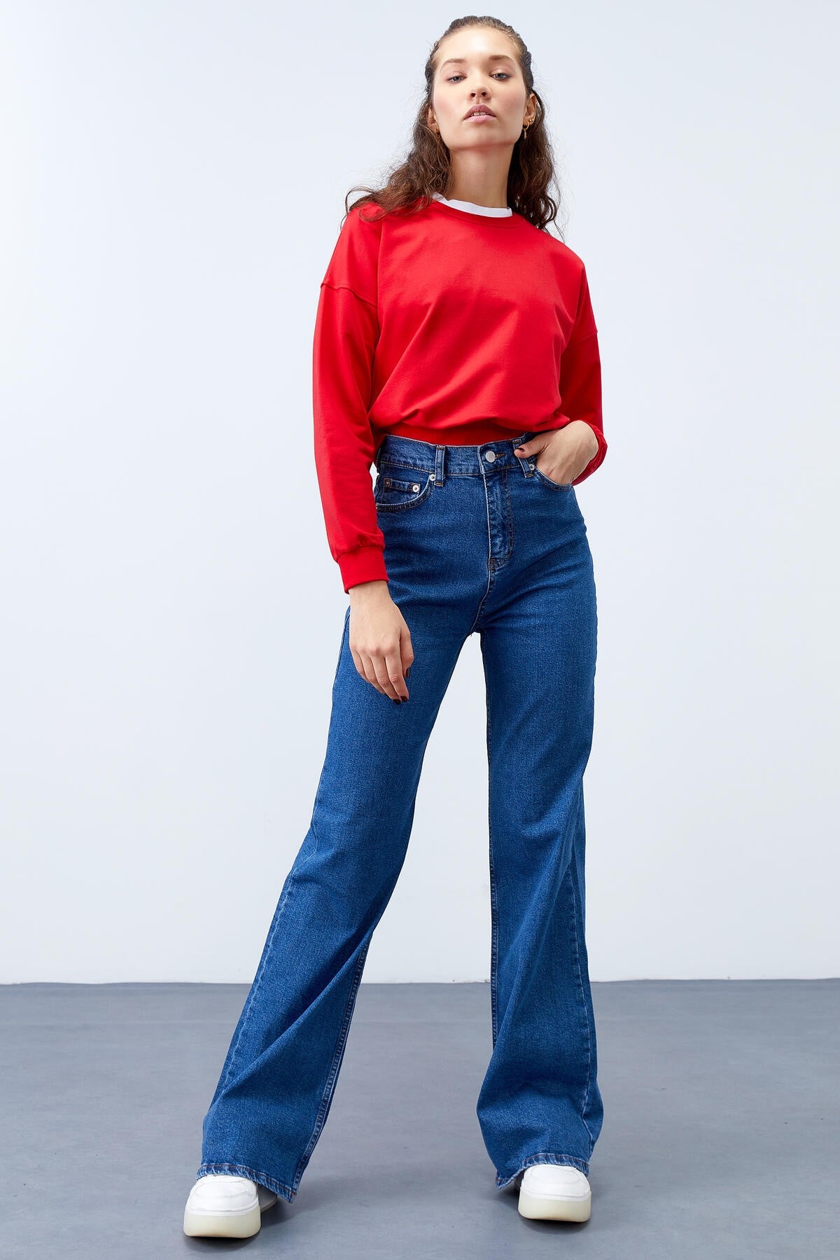 Kırmızı Basic Rahat Form O Yaka Kadın Sweatshirt - 97114