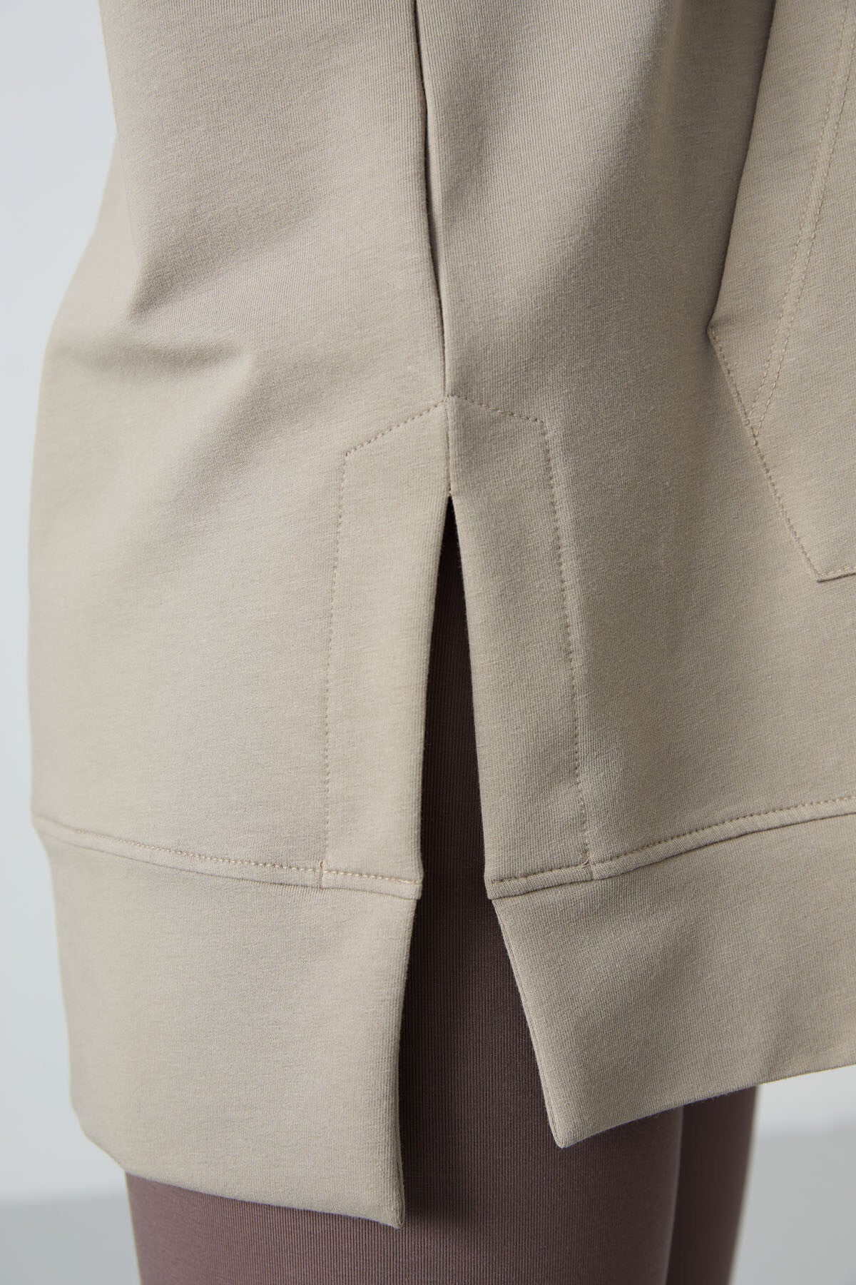 Koyu Bej Balon Kol Yazı Nakışlı Kadın Oversize Tunik Sweatshirt - 97163