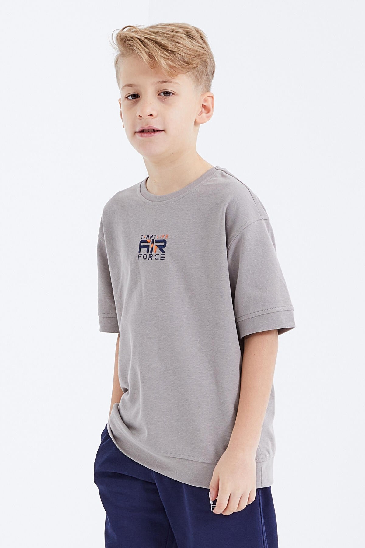 Koyu Bej - İndigo Yazı Nakışlı Oversize Erkek Çocuk Şort Takım - 10897