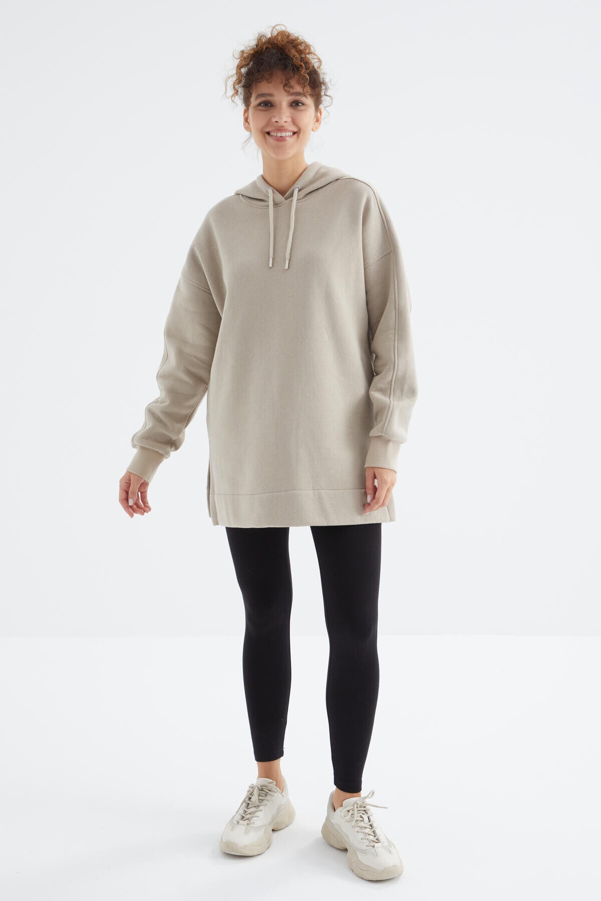 Koyu Bej Reglan Kol Basic Kapüşonlu Oversize Sweatshirt Tunik - 97242