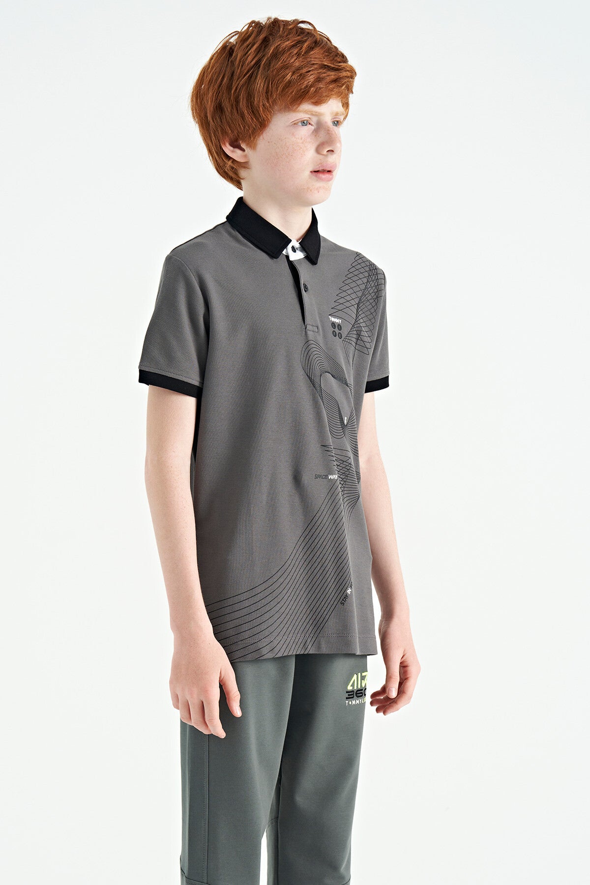 Koyu Gri Baskı Detaylı Standart Kalıp Polo Yaka Erkek Çocuk T-Shirt - 11164