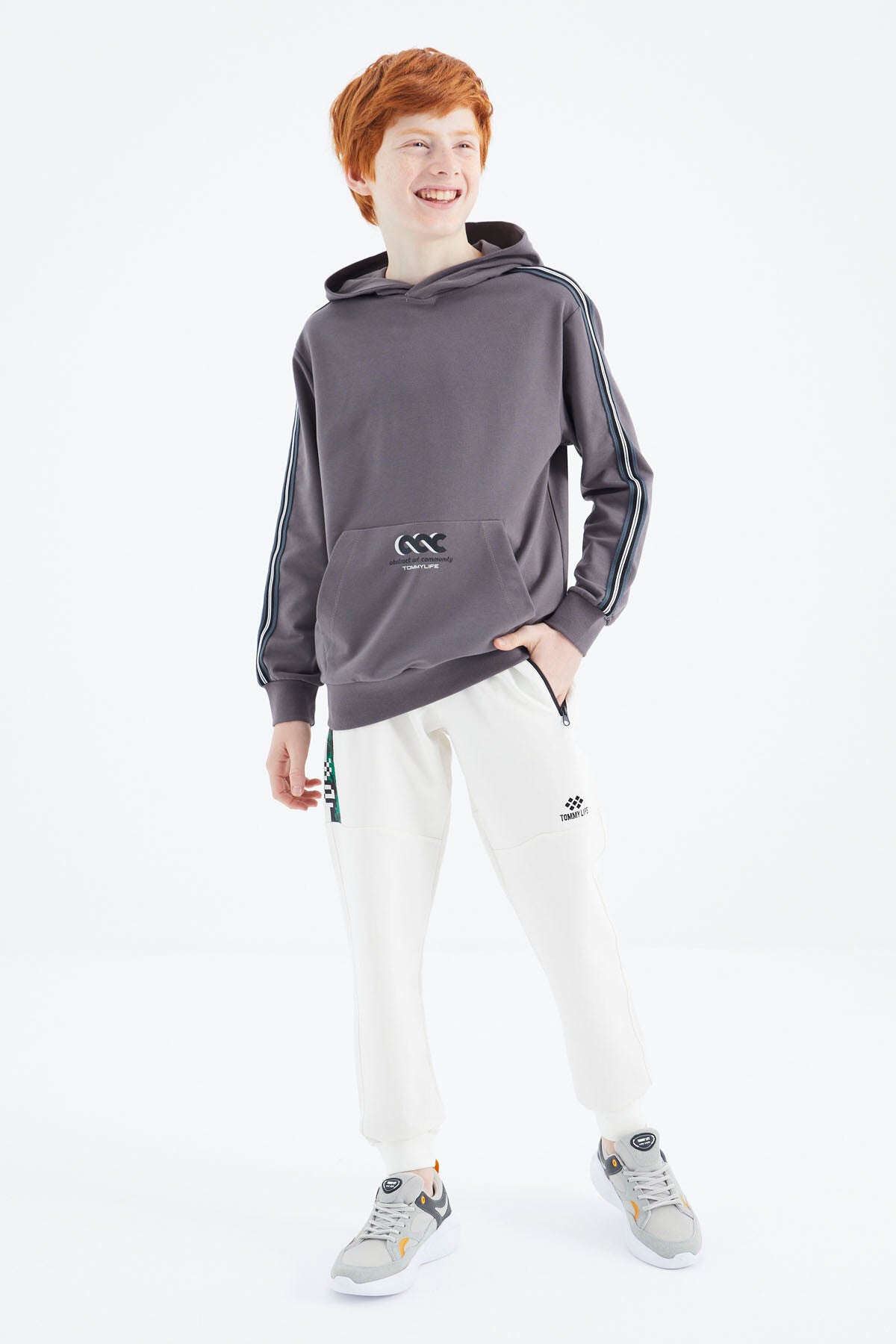 Koyu Gri Kanguru Cepli Erkek Çocuk Sweatshirt - 11176