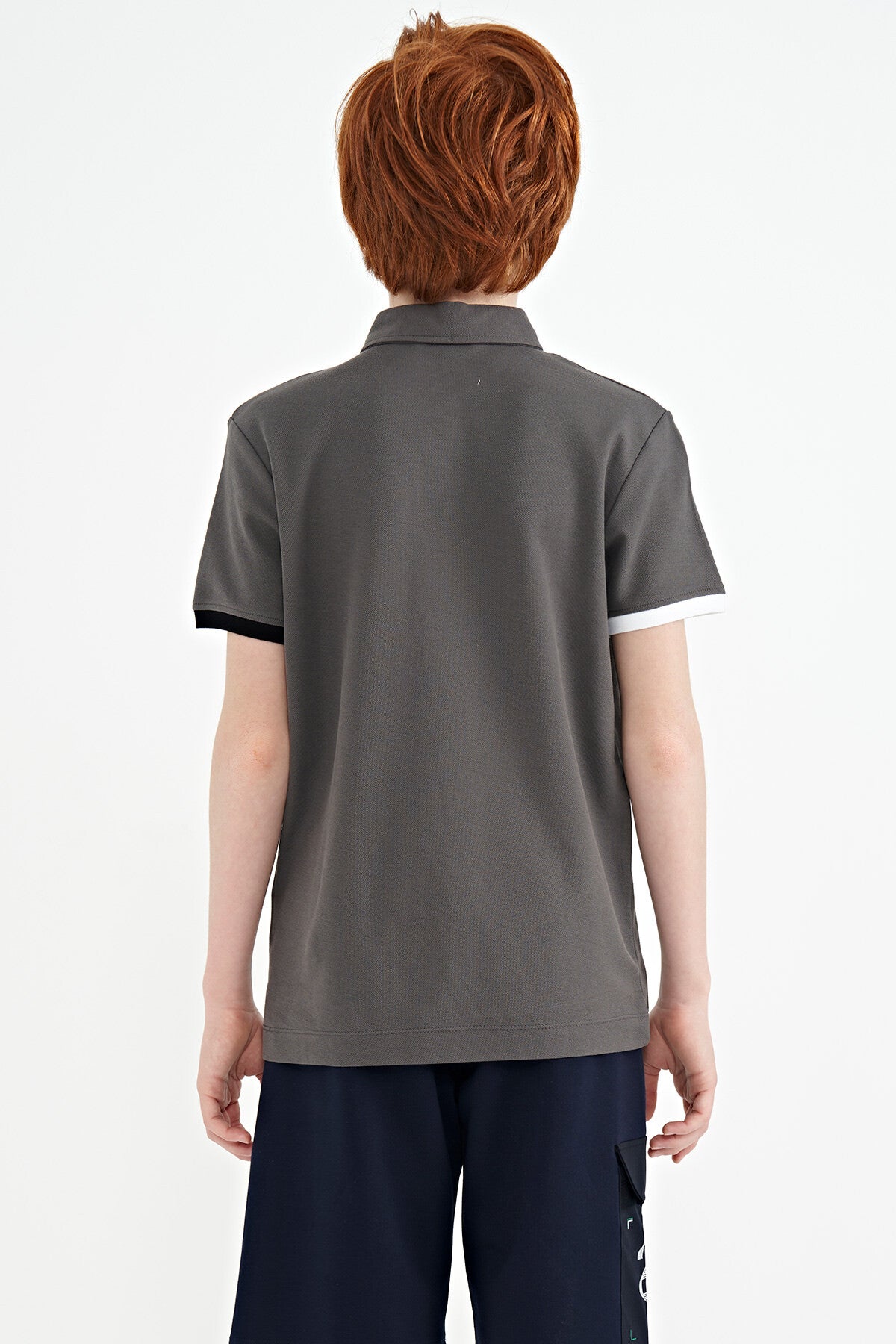 Koyu Gri Ön Cep Detaylı Baskılı Standart Kalıp Polo Yaka Erkek Çocuk T-Shirt - 11102