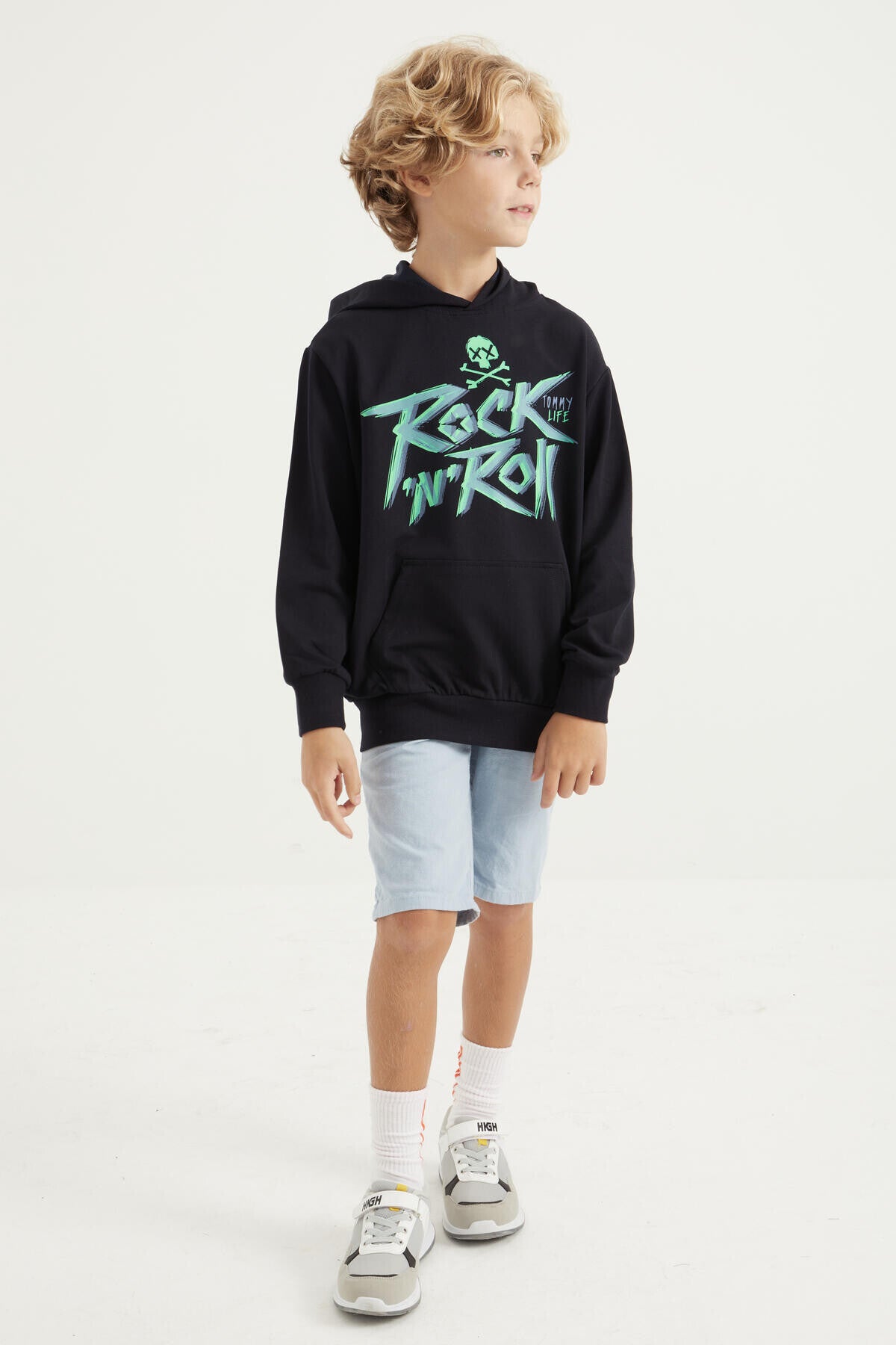 Lacivert Yazı Baskılı Kanguru Cepli Kapüşonlu Standart Kalıp Erkek Çocuk Sweatshirt - 11002