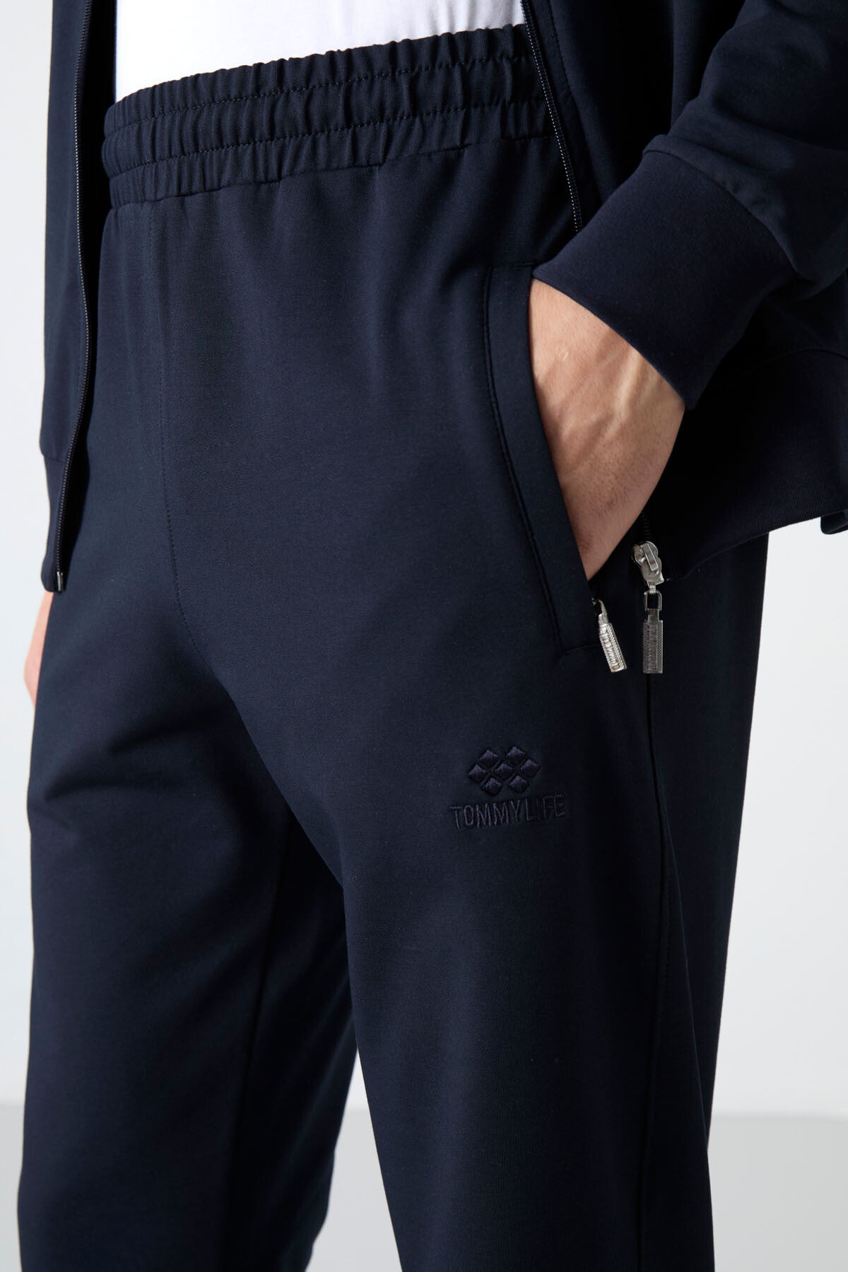 Lacivert Dik Yaka Fermuarlı Rahat Form Klasik Paça Erkek Eşofman Takımı - 85072