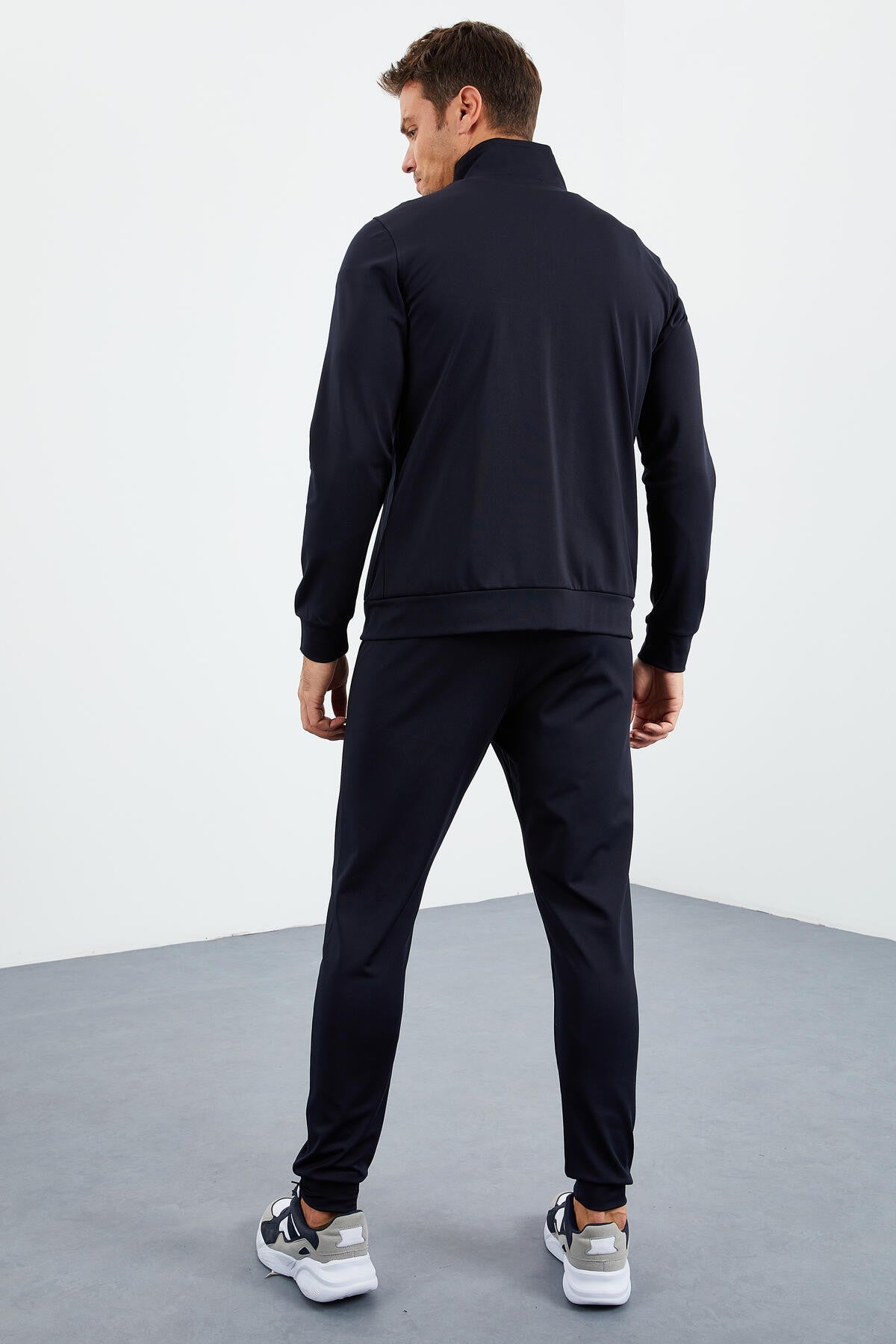 Lacivert Dik Yaka Fermuarlı Standart Kalıp Manşetli Erkek Eşofman Takım - 85160