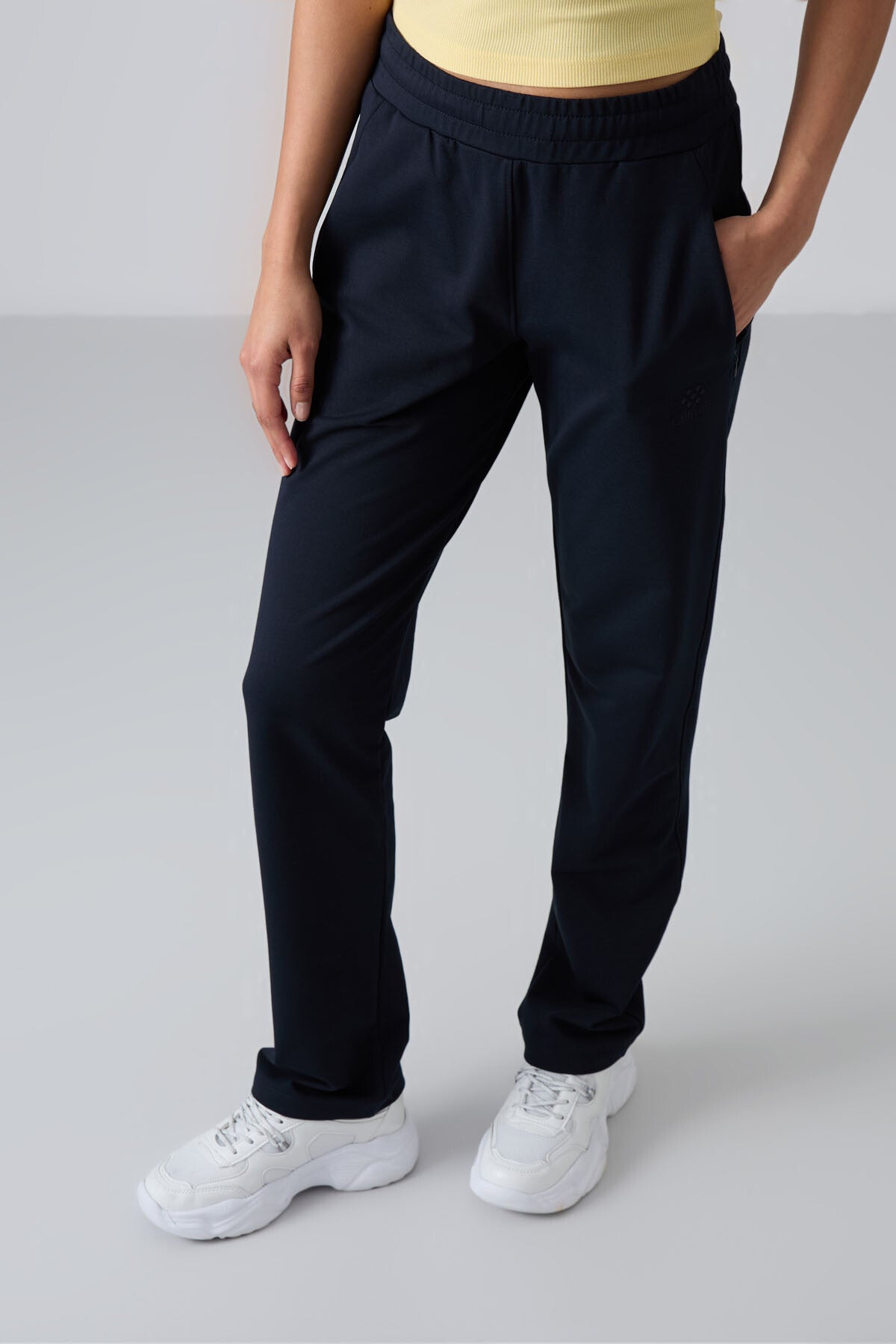 Lacivert Gizli Fermuar Cepli Rahat Form Klasik Paça Kadın Eşofman Alt - 94148