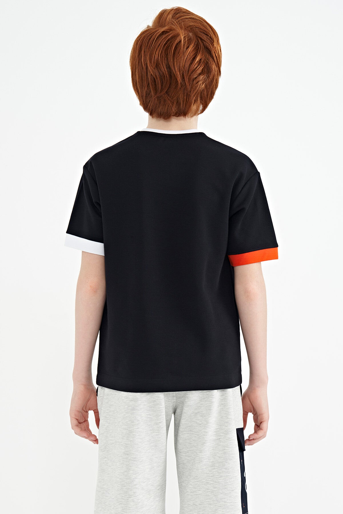 Lacivert Renk Geçişli Nakışlı Oversize Erkek Çocuk T-Shirt - 11159