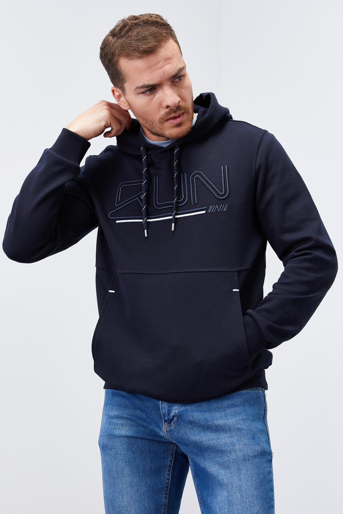 Lacivert Yazı Nakışlı Standart Kalıp Kapüşonlu Erkek Sweatshirt - 87887