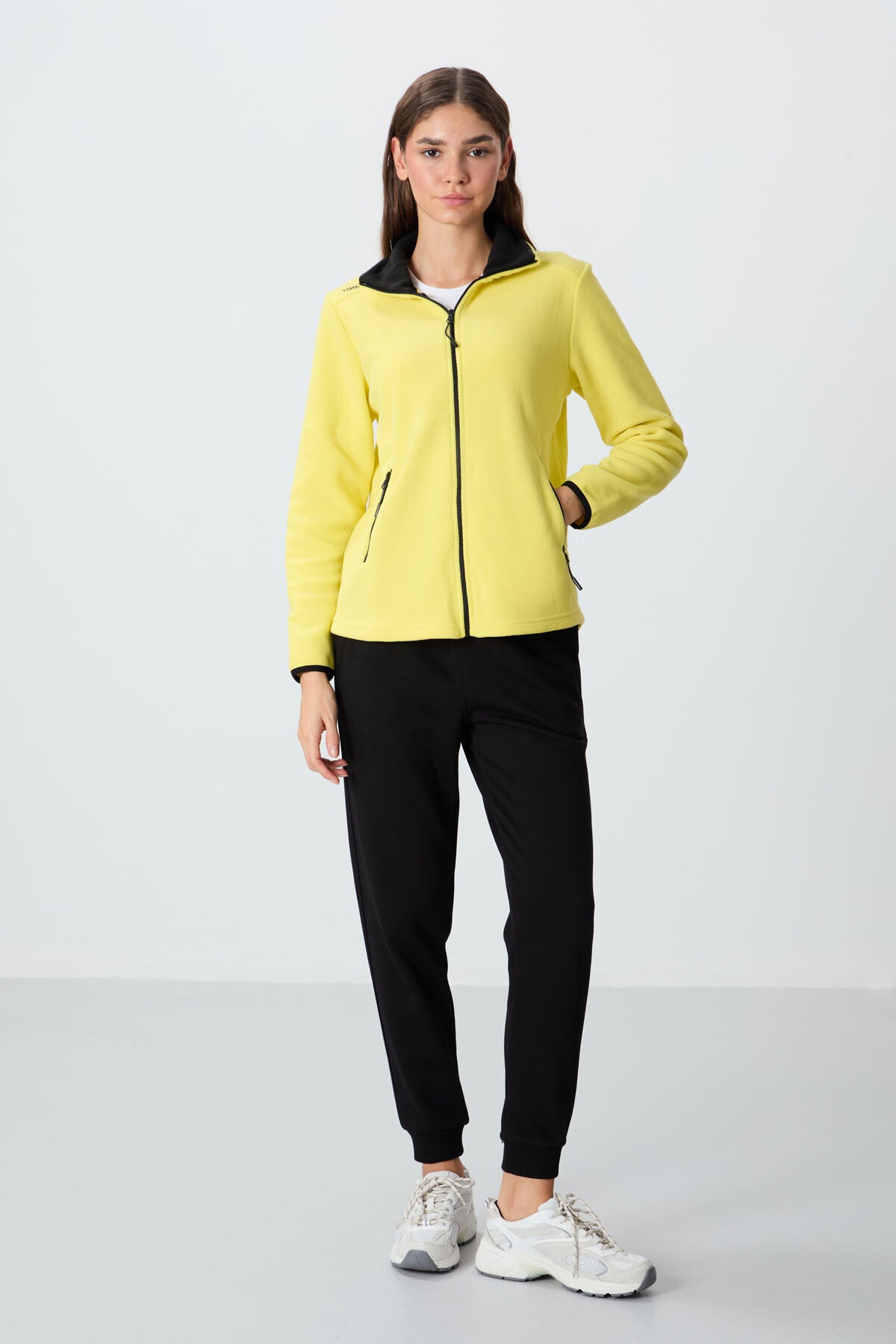 Limon Dik Yaka Fermuarlı Rahat Form Kadın Polar Sweatshirt - 97173