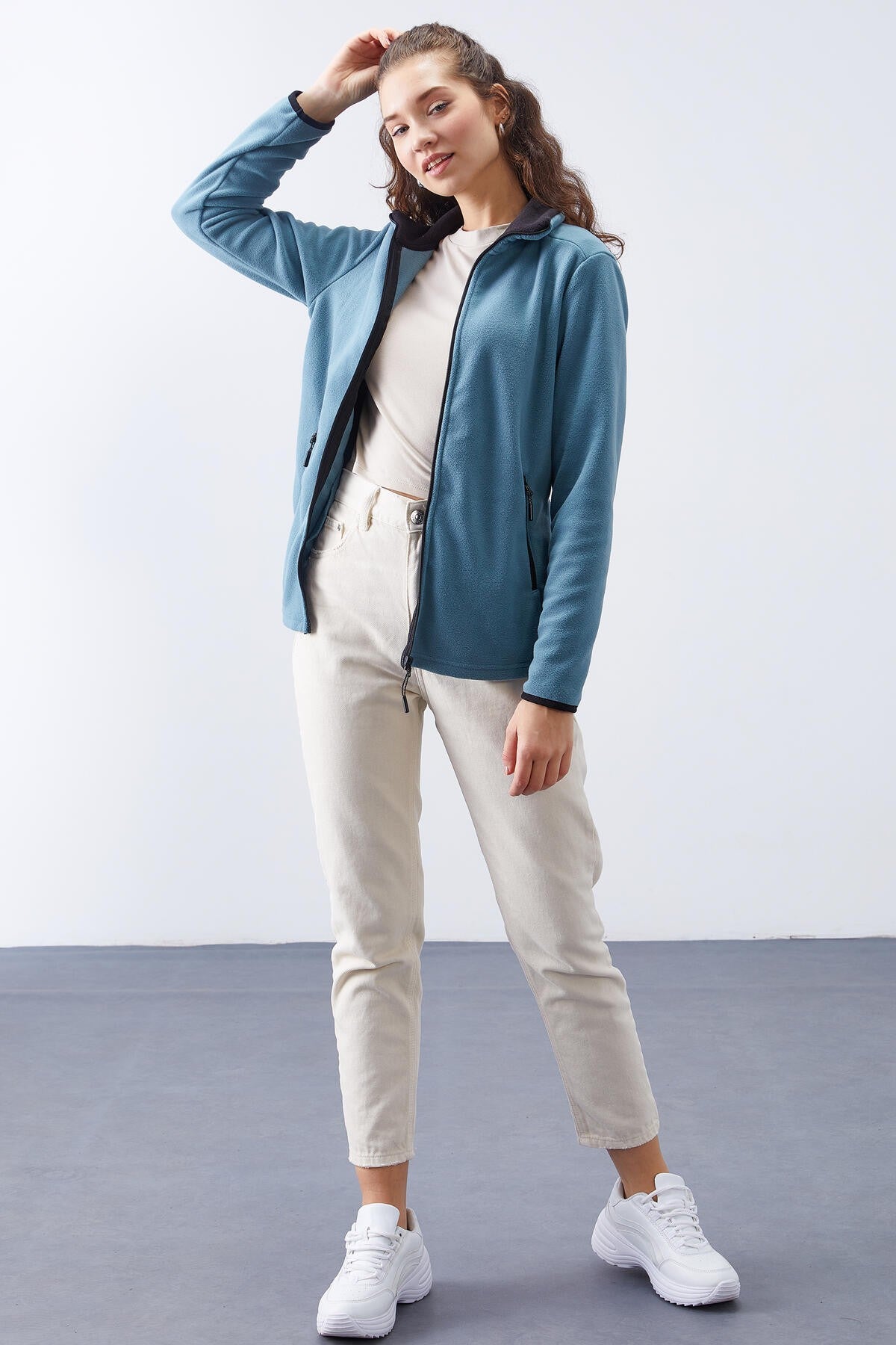 Mint Yeşili Dik Yaka Fermuarlı Rahat Form Kadın Polar Sweatshirt - 97173