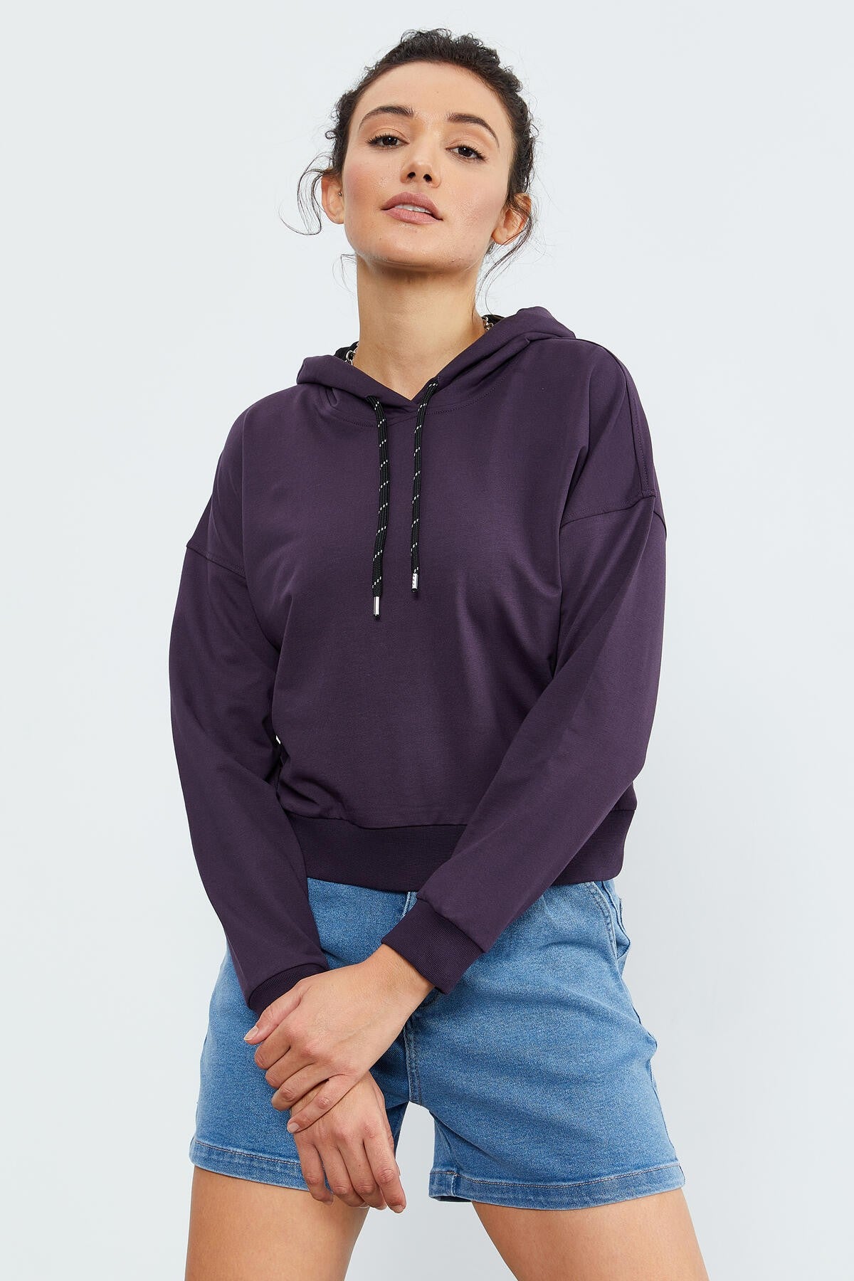 Mor Uzun Kol Rahat Form Kapüşonlu Kadın Sweatshirt - 97115