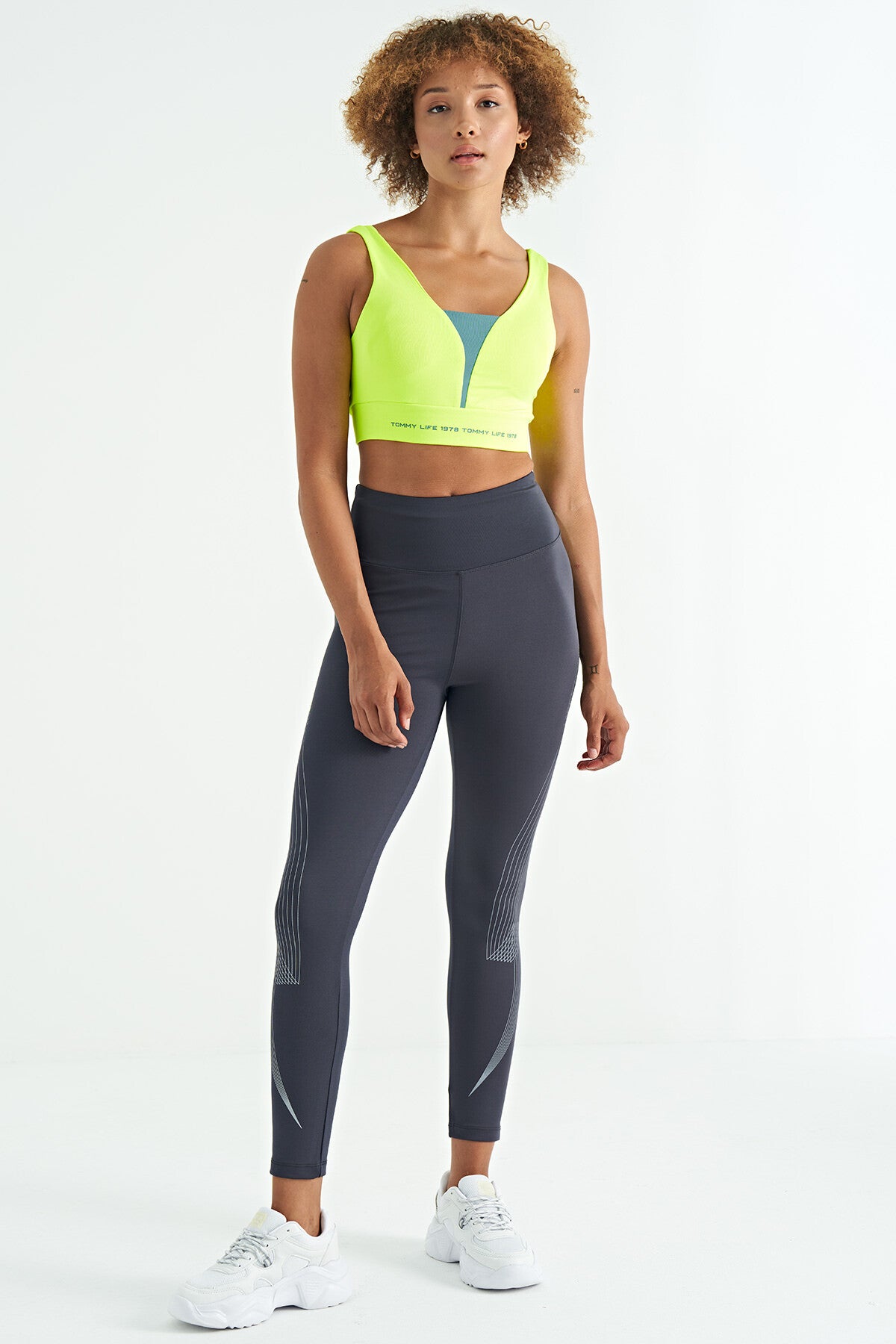 Neon Sarı Yazı Baskılı Renk Bloklu Dar Kalıp Dalgıç Kumaş Kadın Büstiyer - 97271