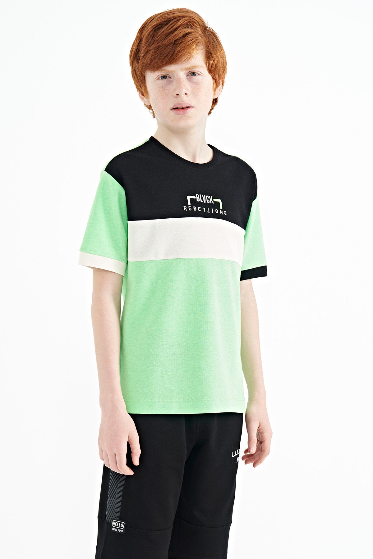 Neon Yeşil Renk Geçişli Nakışlı Oversize Erkek Çocuk T-Shirt - 11159