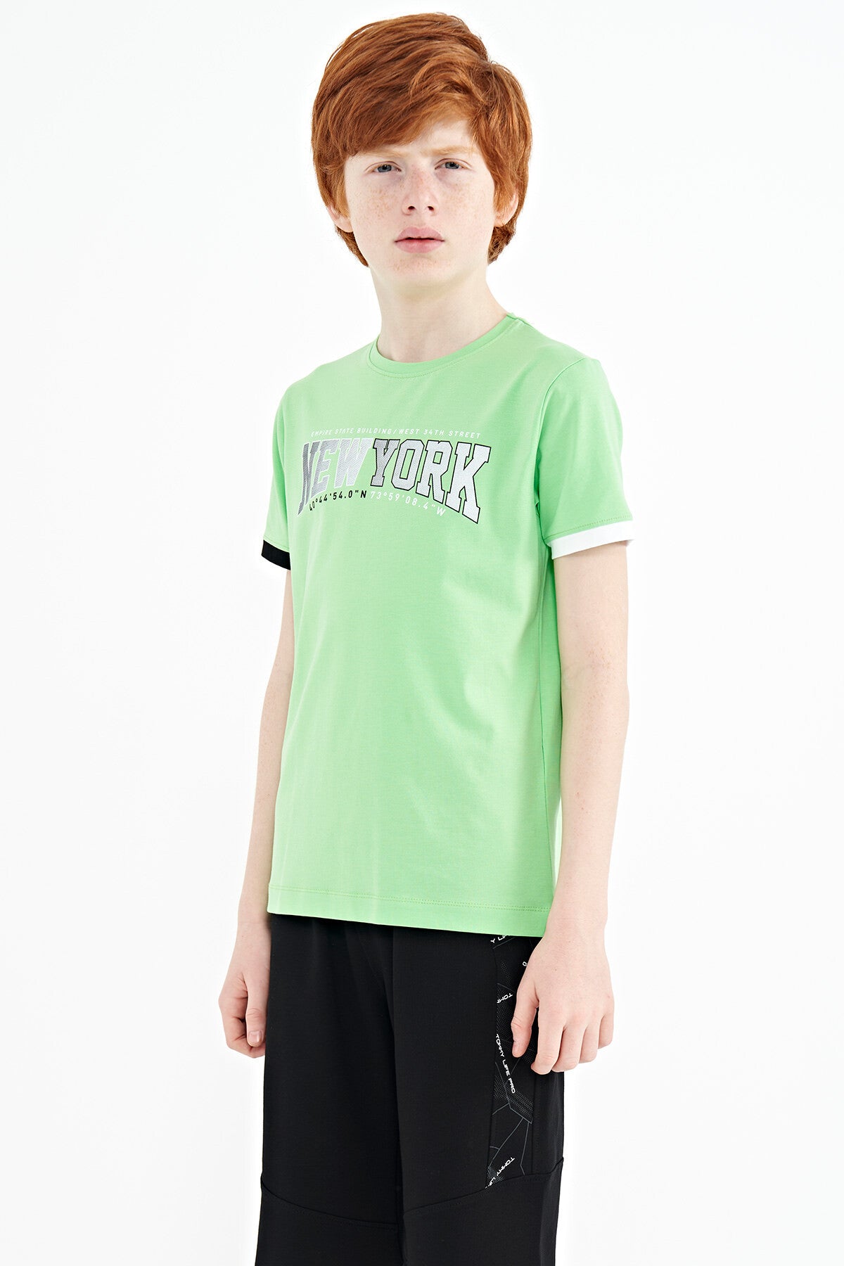 Neon Yeşil Yazı Baskılı Standart Kalıp O Yaka Erkek  Çocuk T-Shirt - 11105