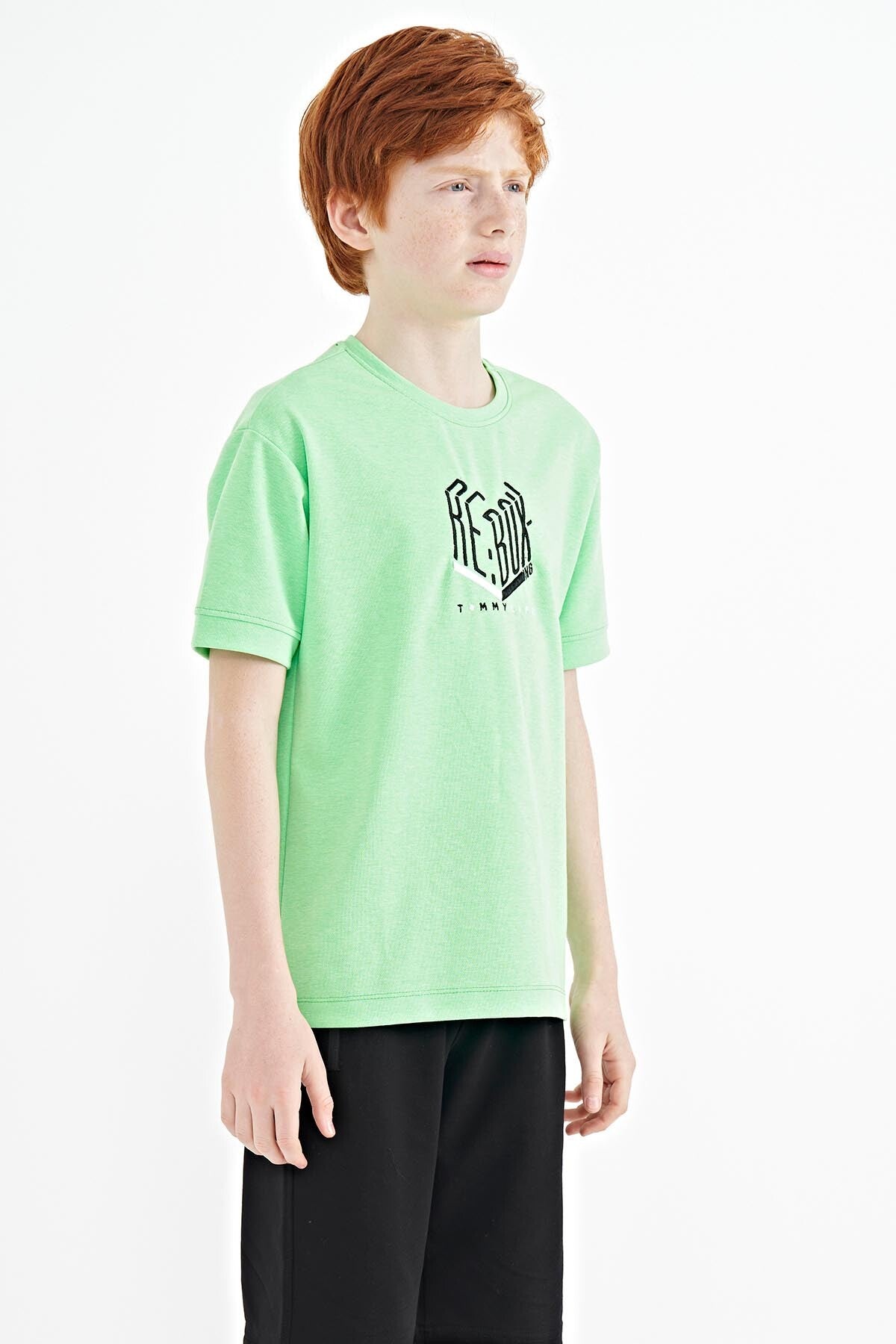 Neon Yeşil Yazı Nakışlı O Yaka Oversize Erkek Çocuk T-Shirt - 11151
