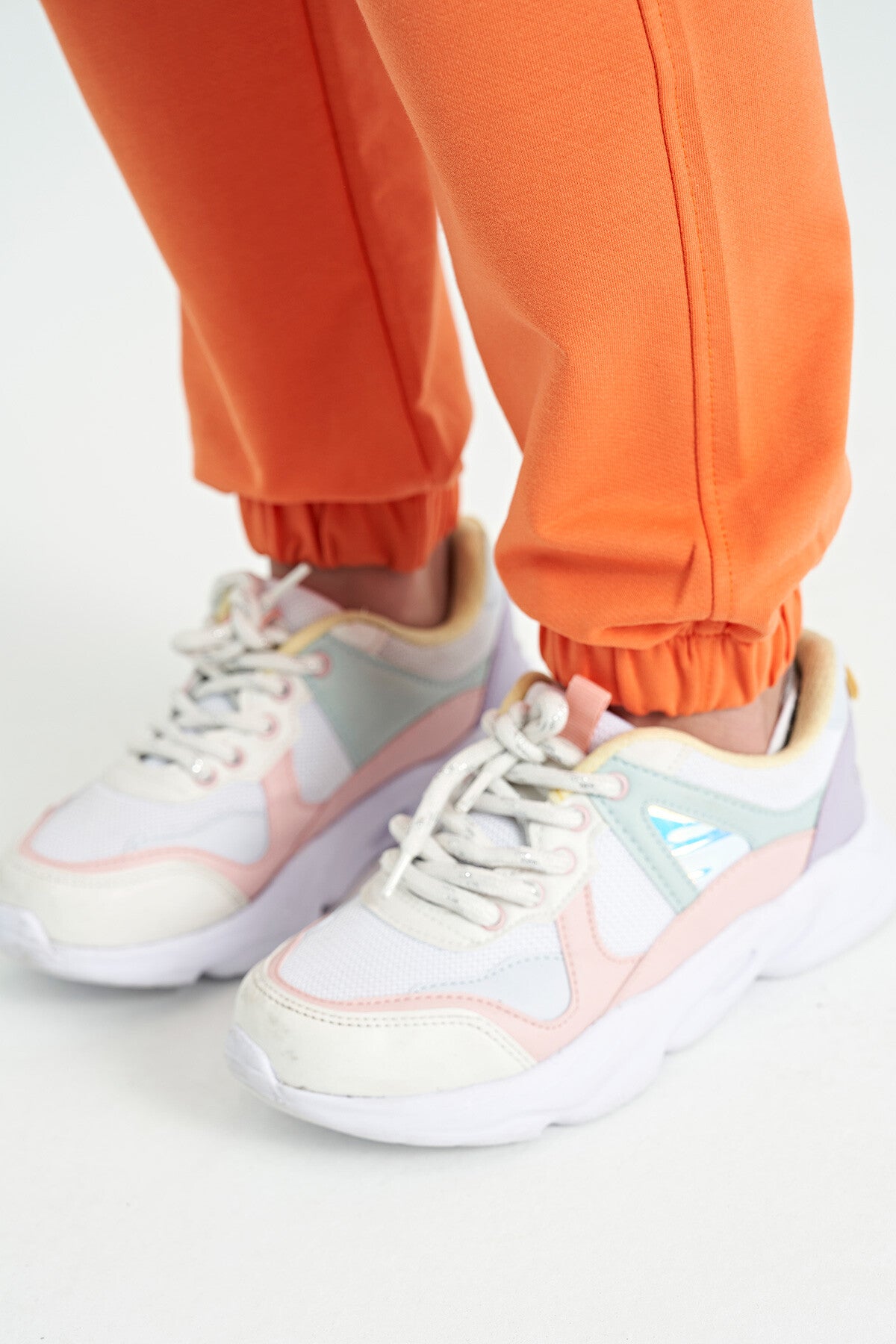 Oranj Yazı Nakışlı Standart Kalıp Jogger Kız Çocuk Eşofman Alt - 75120