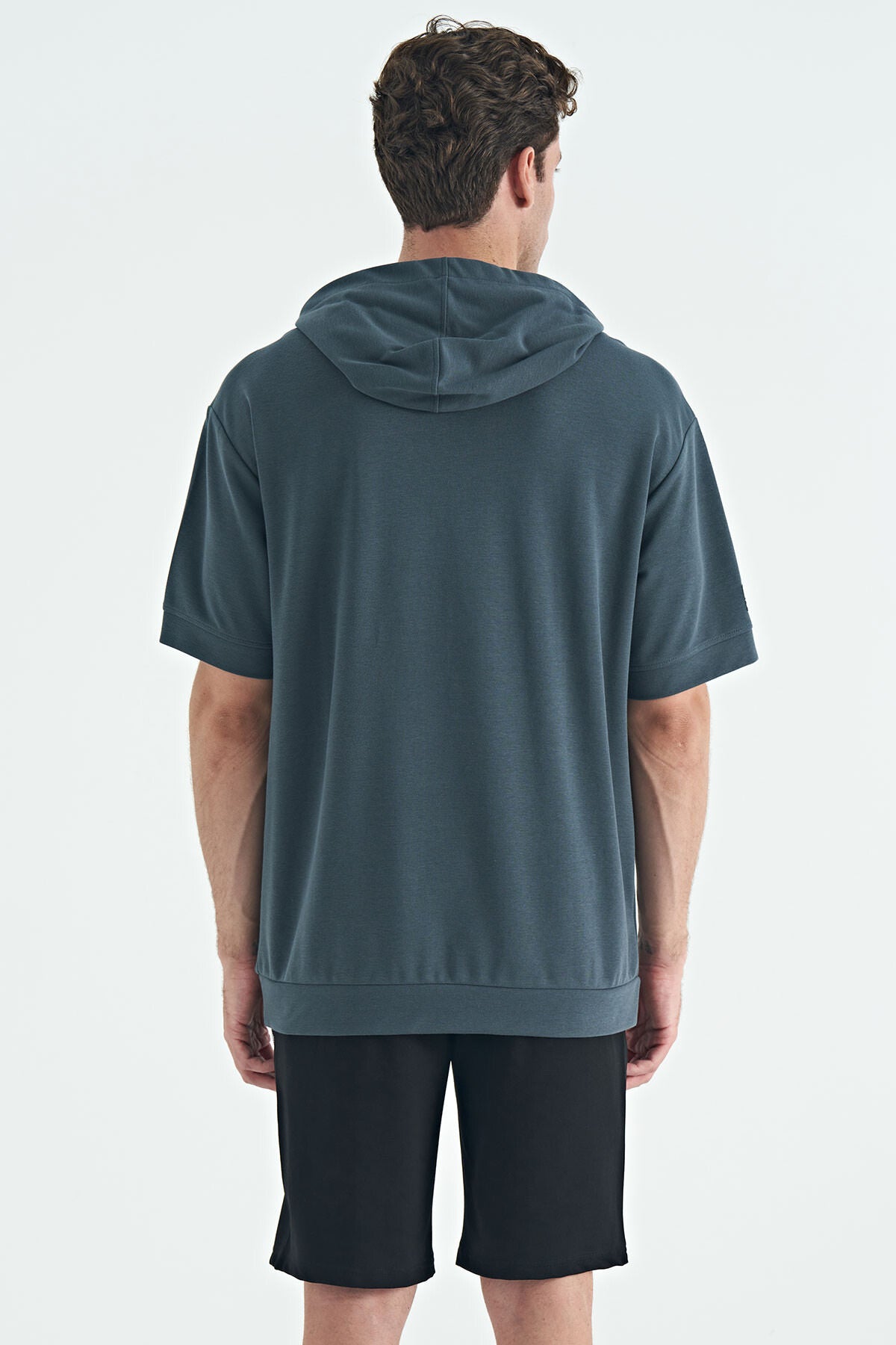 Orman Yeşili Kanguru Cepli Yazı Nakışlı Kapüşonlu Erkek T-Shirt - 88195