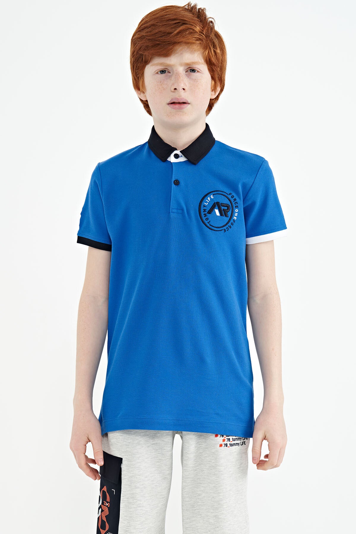 Saks Kol Ucu Renkli Logo Nakışlı Standart Kalıp Polo Yaka Erkek Çocuk T-Shirt - 11138