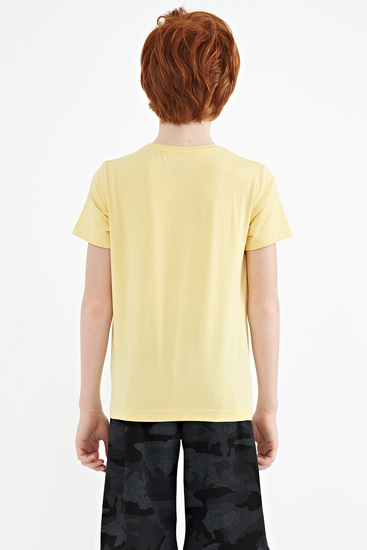 Sarı Baskı Detaylı Standart Kalıp O Yaka Erkek Çocuk T-Shirt - 11133