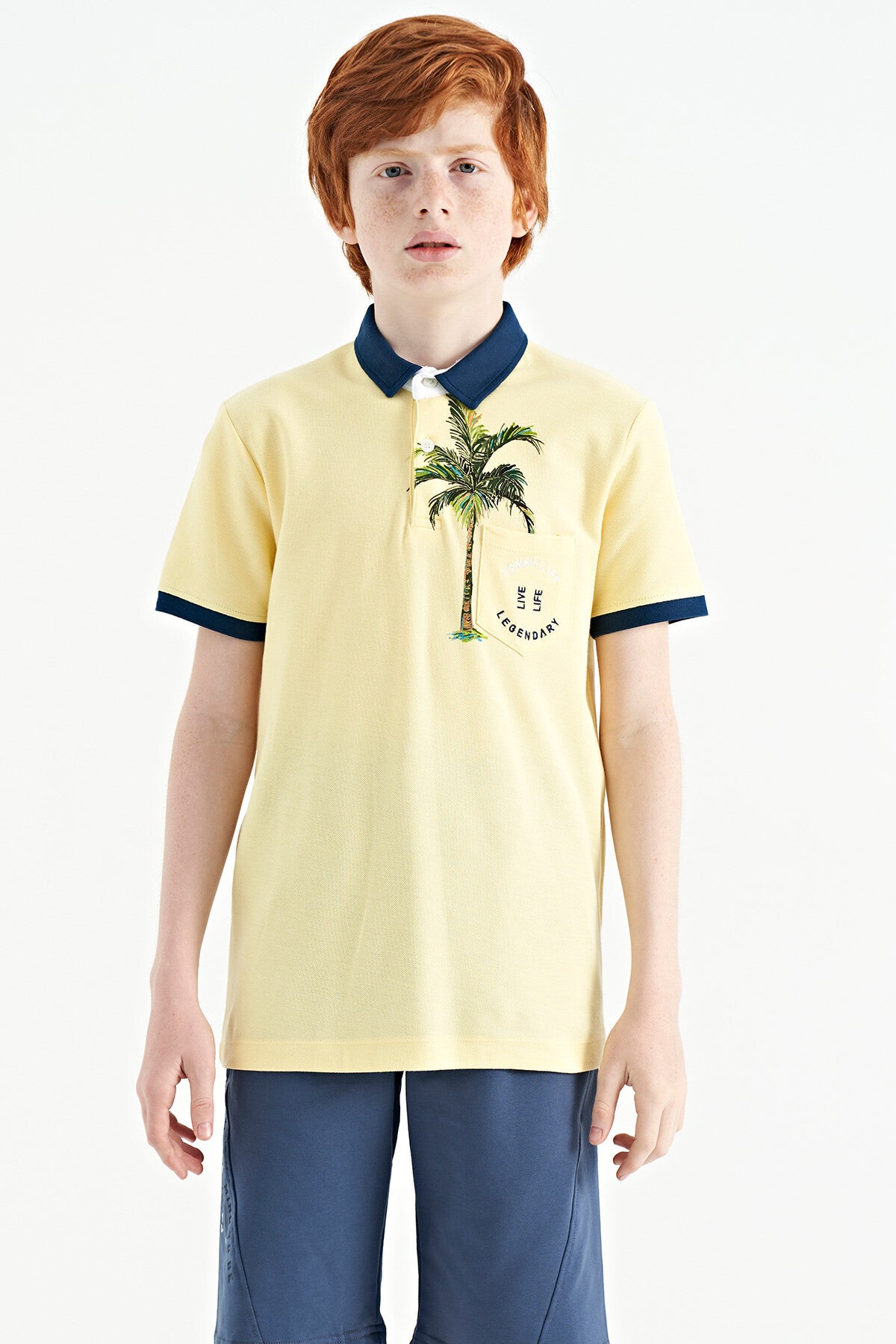 Sarı Baskılı Cep Detaylı Standart Kalıp Polo Yaka Erkek Çocuk T-Shirt - 11144