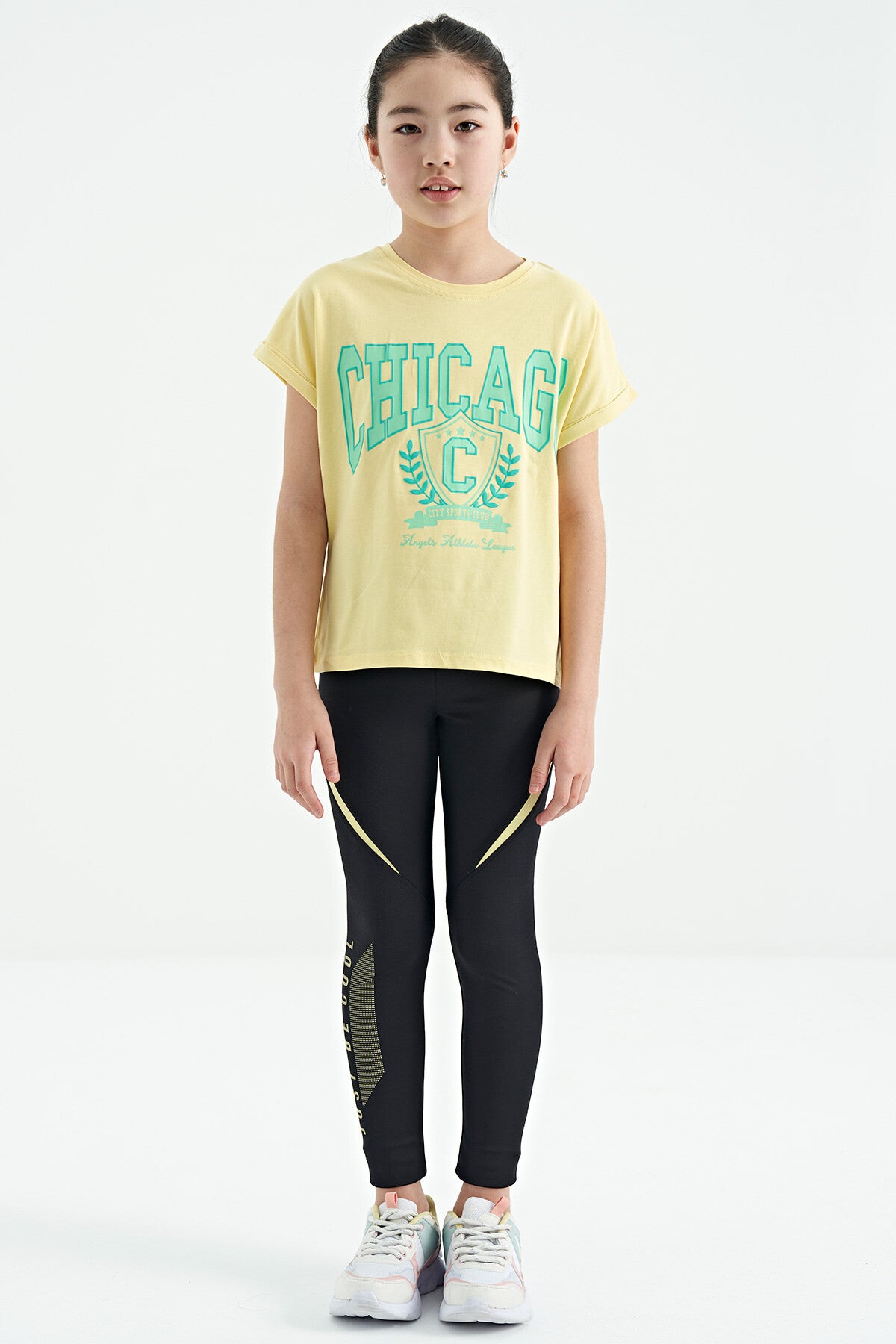 Sarı O Yaka Düşük Omuzlu Rahat Form Kısa Kollu Kız Çocuk T-Shirt - 75128