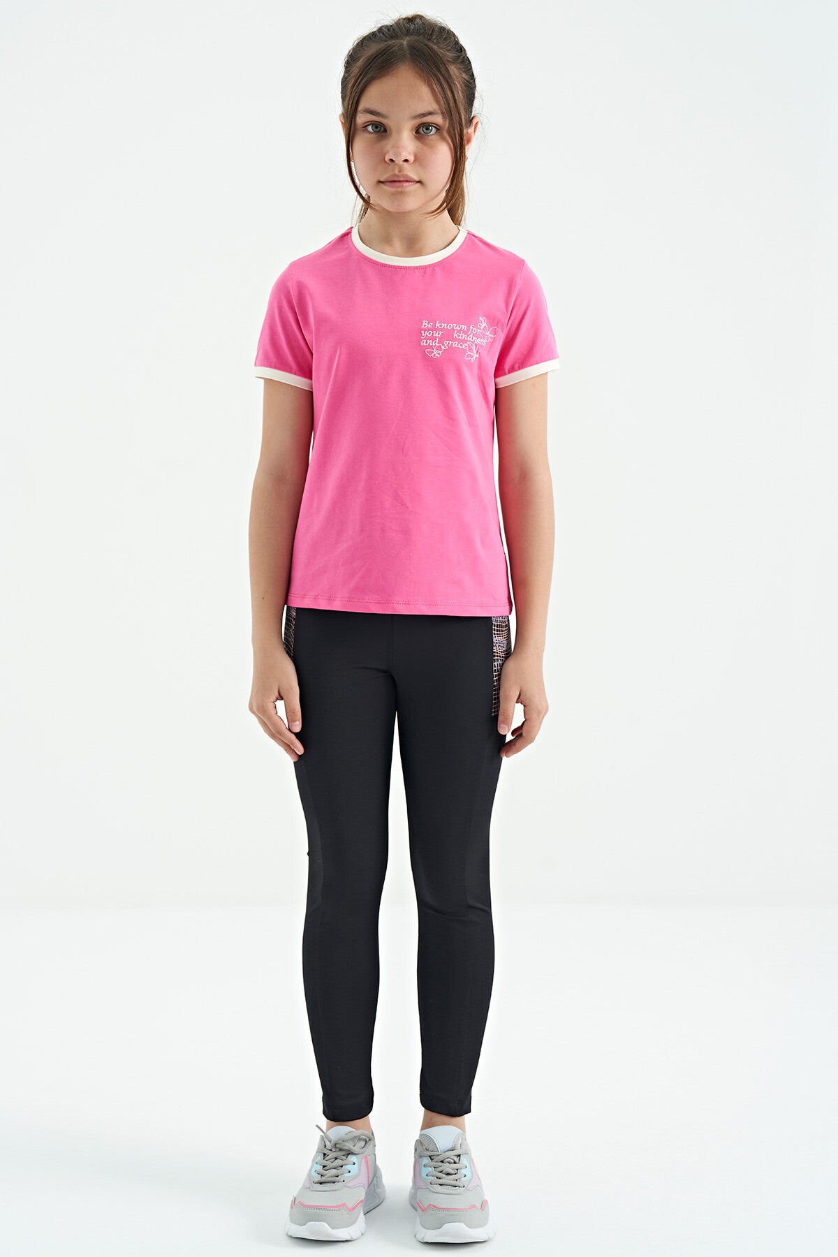 Şeker Pembe Minimal Yazı Baskılı O Yaka Rahat Form Kısa Kollu Kız Çocuk T-Shirt - 75110