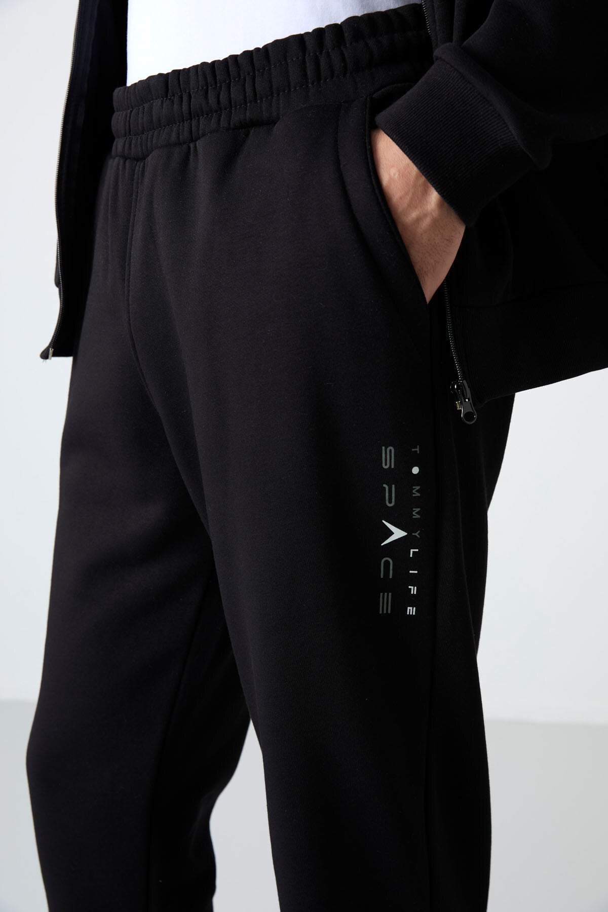 Siyah Dik Yaka  Renk Geçişli İçi Polarlı Erkek Eşofman Takımı  - 85186