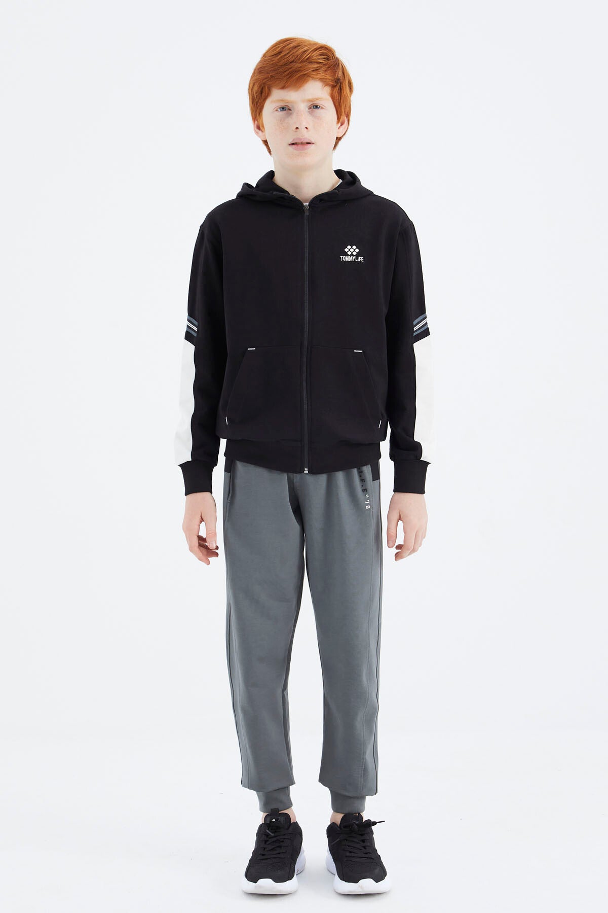 Siyah Fermuarlı Erkek Çocuk Sweatshirt - 11180
