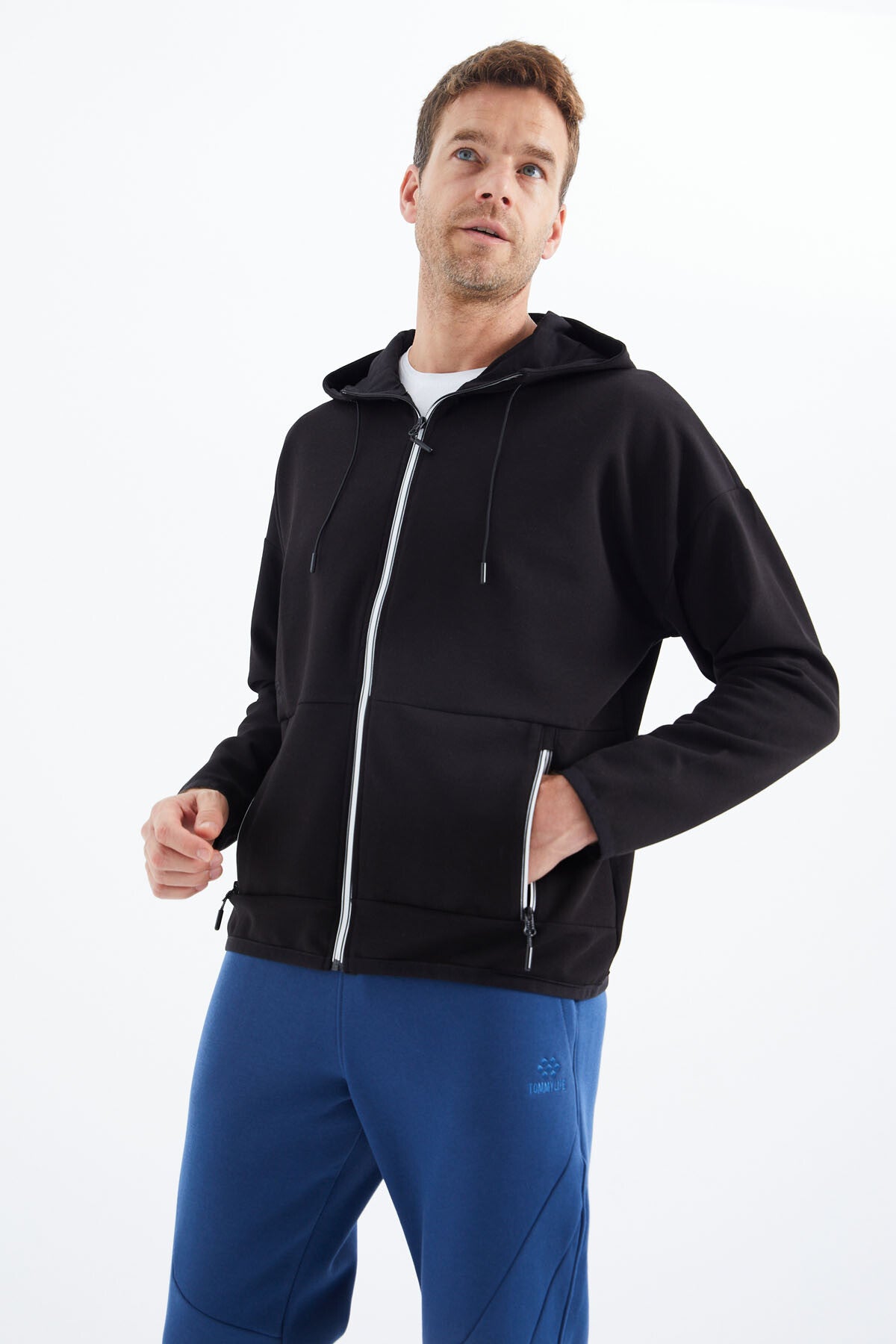 Siyah Kapüşonlu  Gizli Cep Detaylı Erkek Sweatshirt - 88288