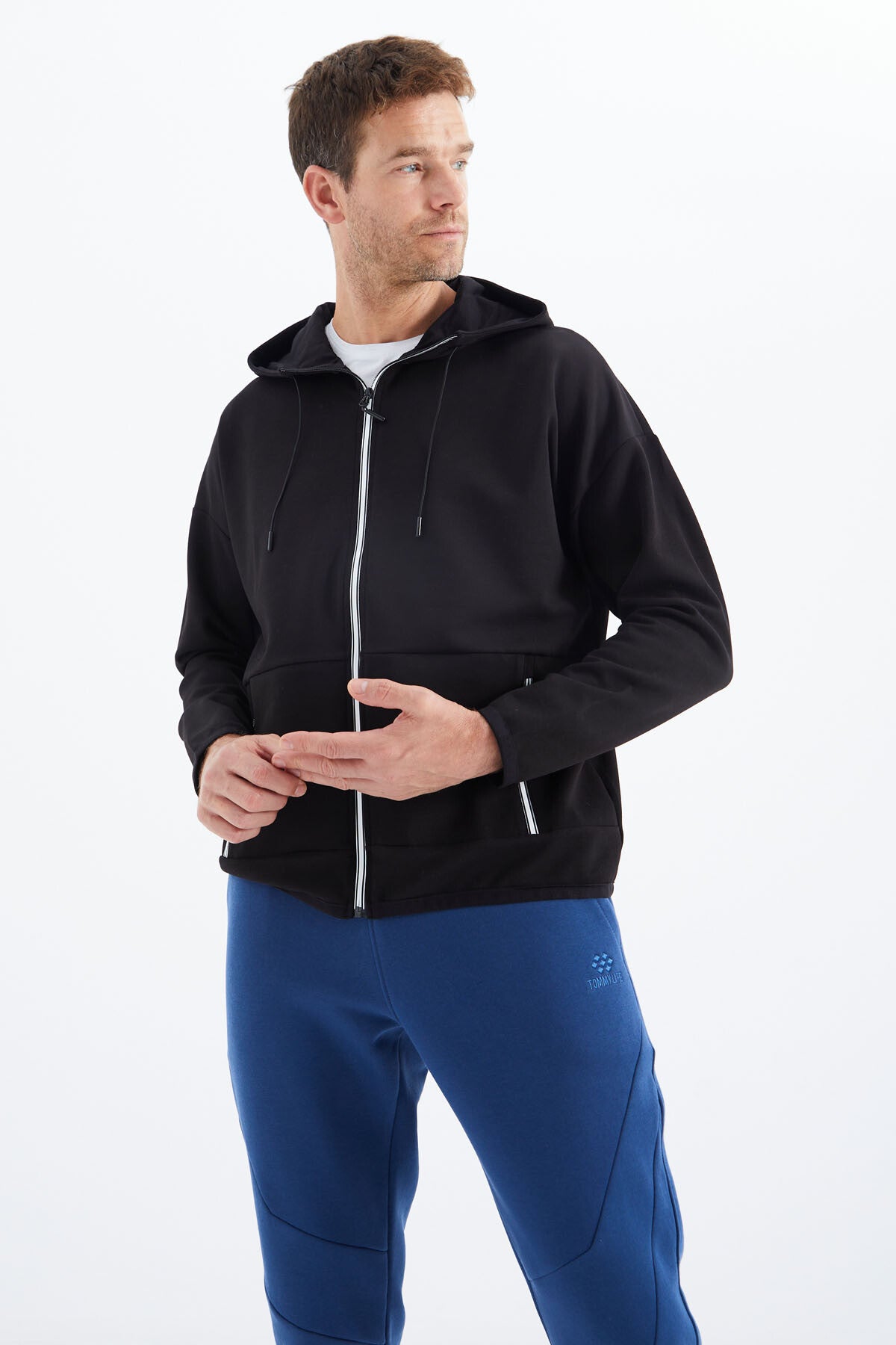 Siyah Kapüşonlu  Gizli Cep Detaylı Erkek Sweatshirt - 88288