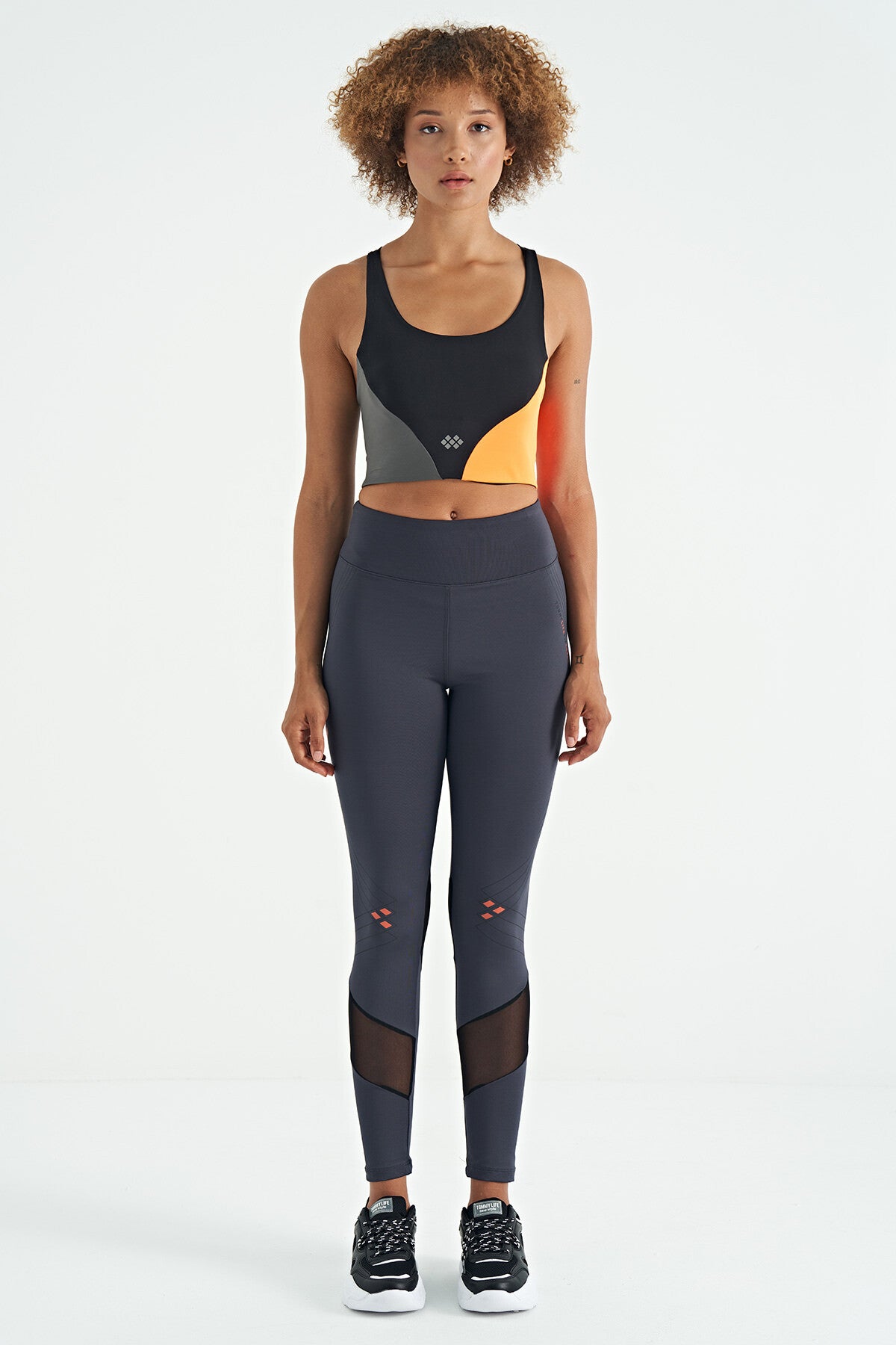 Siyah Logo Baskılı Renk Bloklu Sırt Çapraz Detaylı Dalgıç Kumaş Kadın Büstiyer - 97260