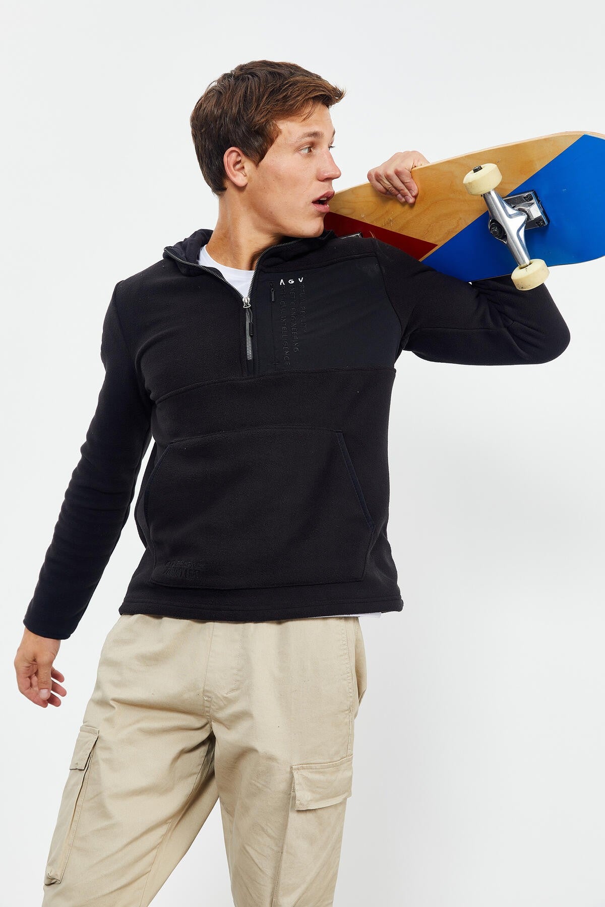 Siyah Nakışlı Yarım Fermuar Kapüşonlu Standart Kalıp Erkek Polar Sweatshirt - 87996