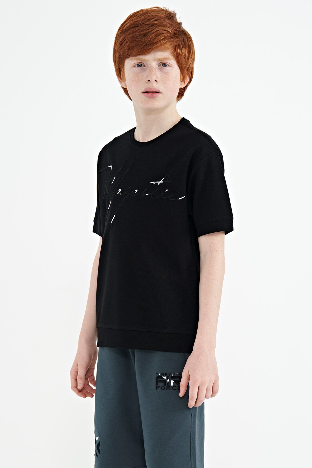 Siyah Ön Yazı Nakışlı O Yaka Oversize Erkek Çocuk T-Shirt - 11147
