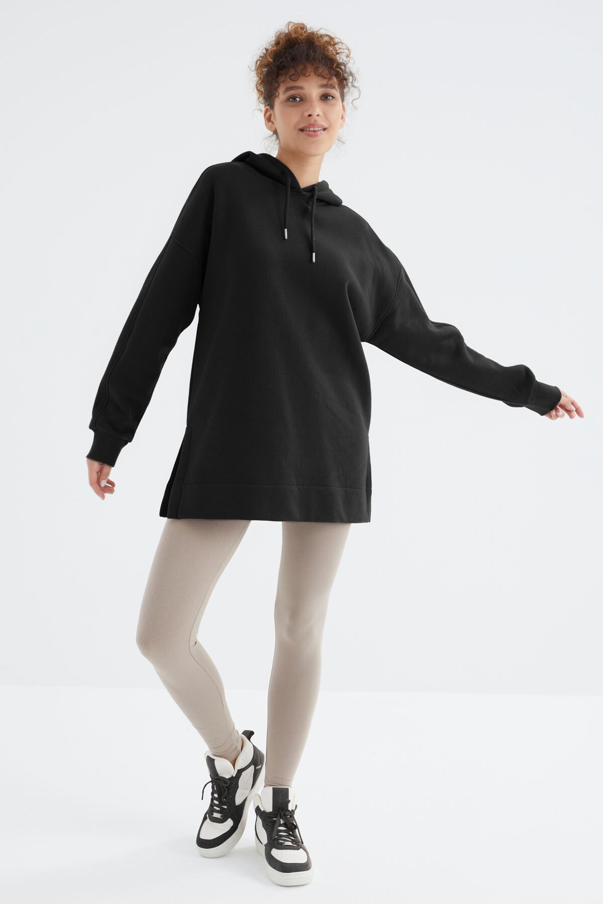 Siyah Reglan Kol Basic Kapüşonlu Oversize Sweatshirt Tunik - 97242