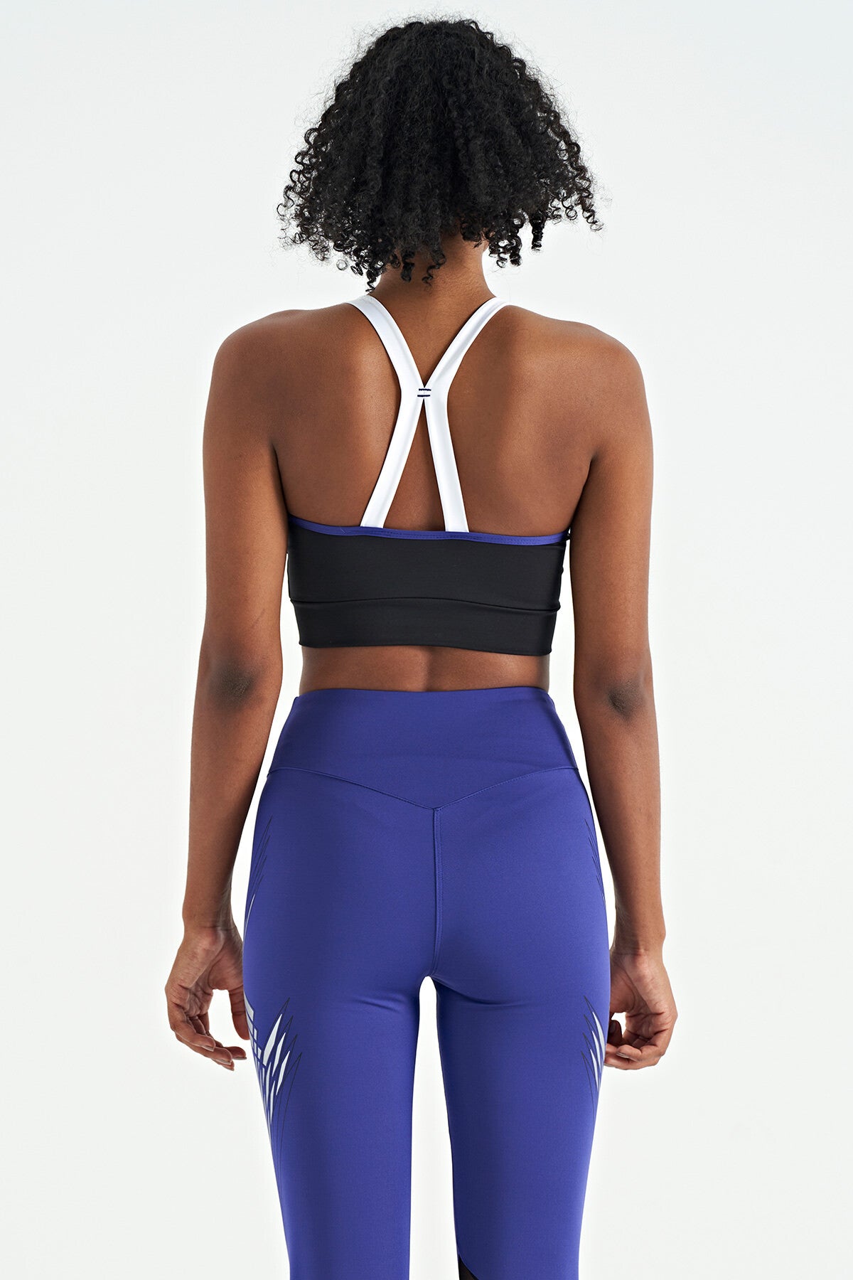 Siyah Sırt Detaylı Askılı Dar Kalıp Kadın Büstiyer - 97254