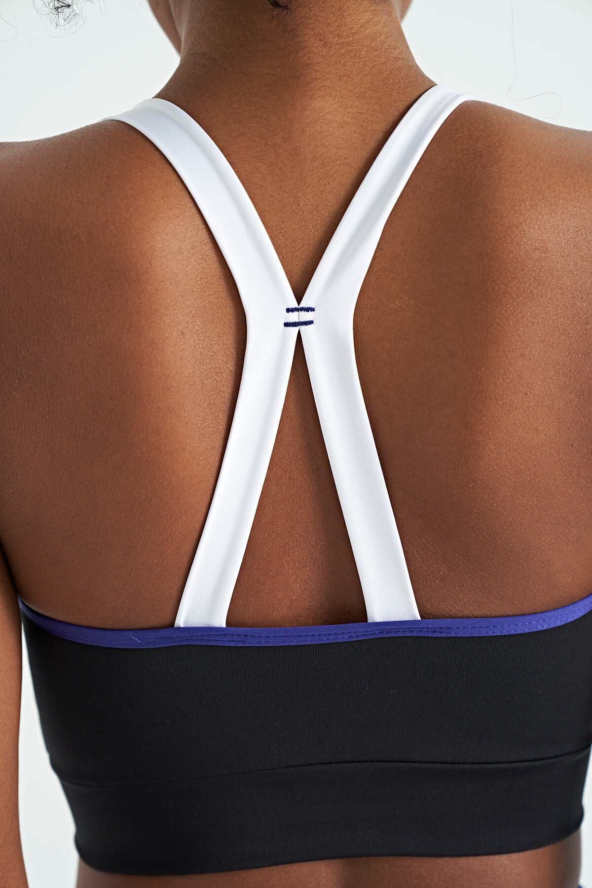 Siyah Sırt Detaylı Askılı Dar Kalıp Kadın Büstiyer - 97254