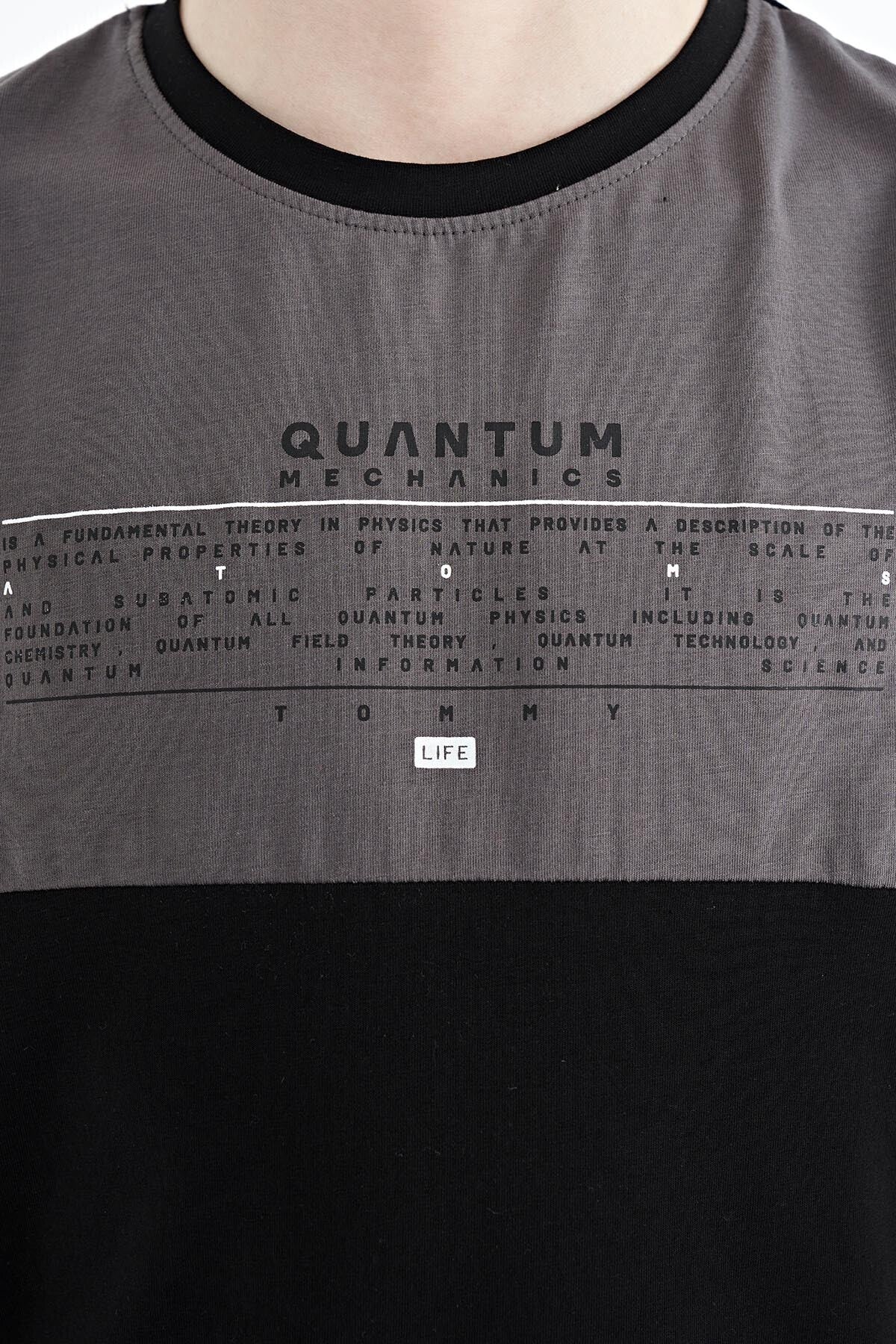 Siyah Yazı Baskılı Renk Bloklu Standart Kalıp O Yaka Erkek Çocuk T-Shirt - 11134